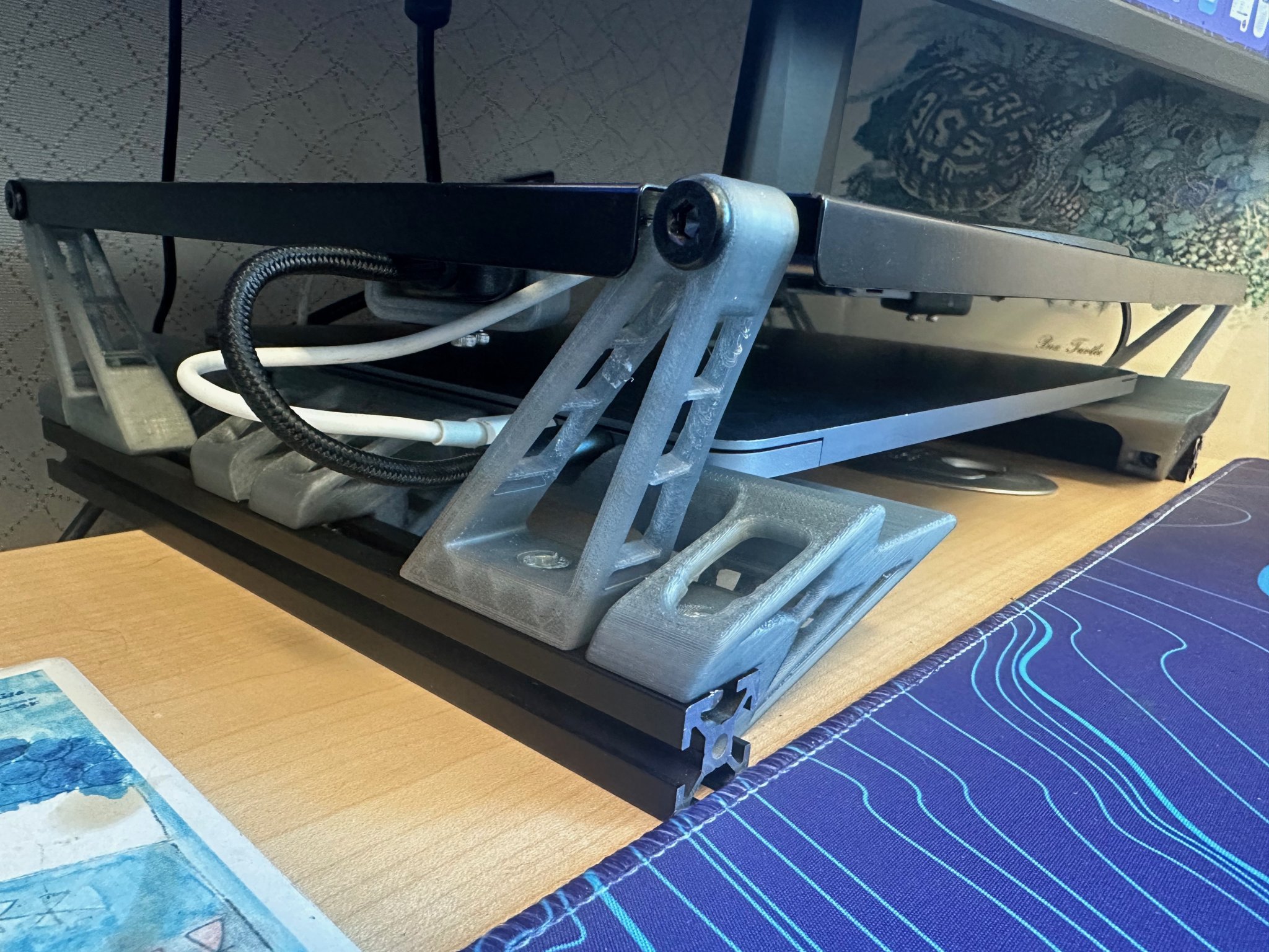 Giá đỡ màn hình tùy chỉnh cho laptop và máy tính để bàn