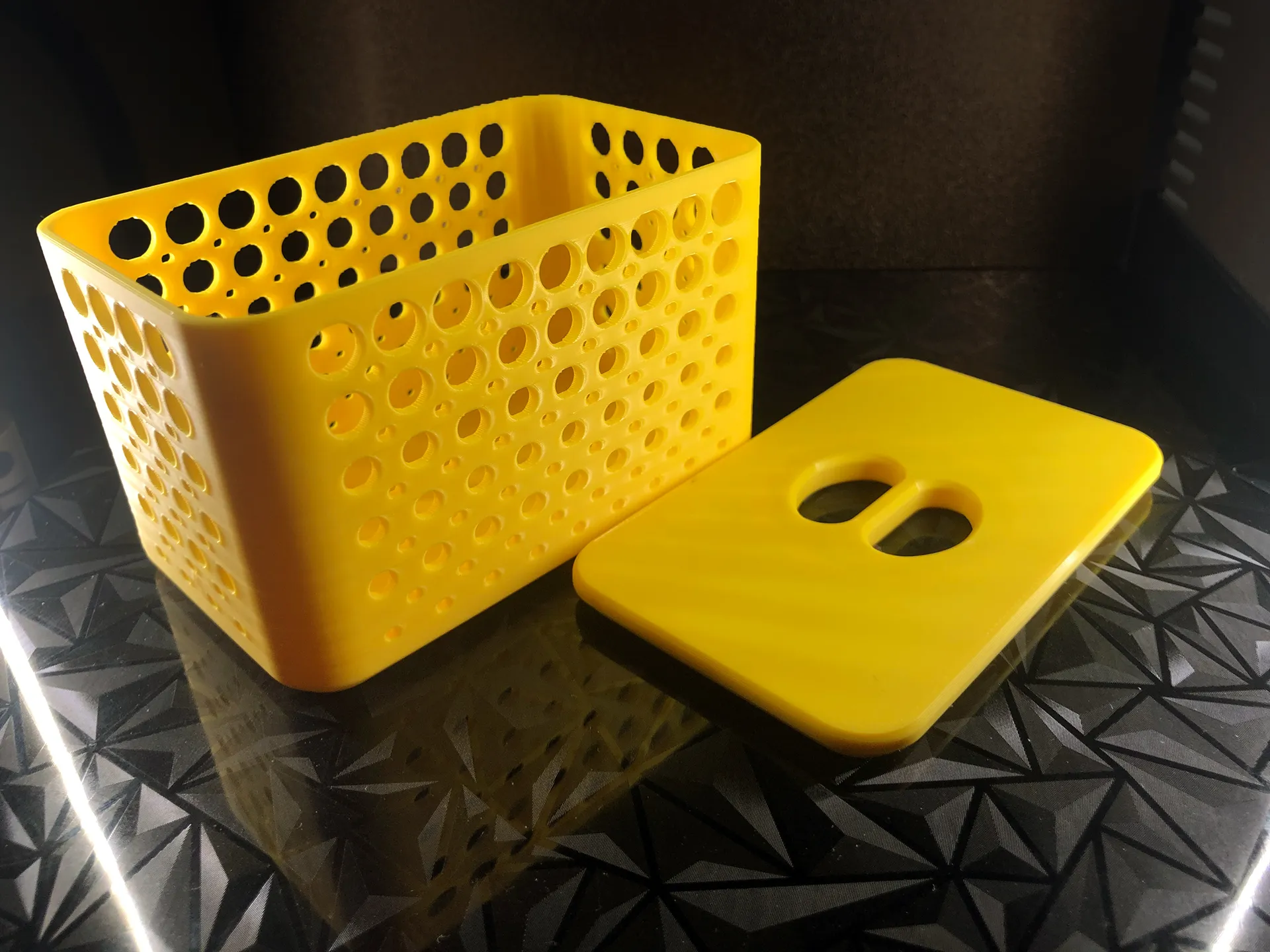 Giá đựng/basket cho ngăn kéo với nắp đậy