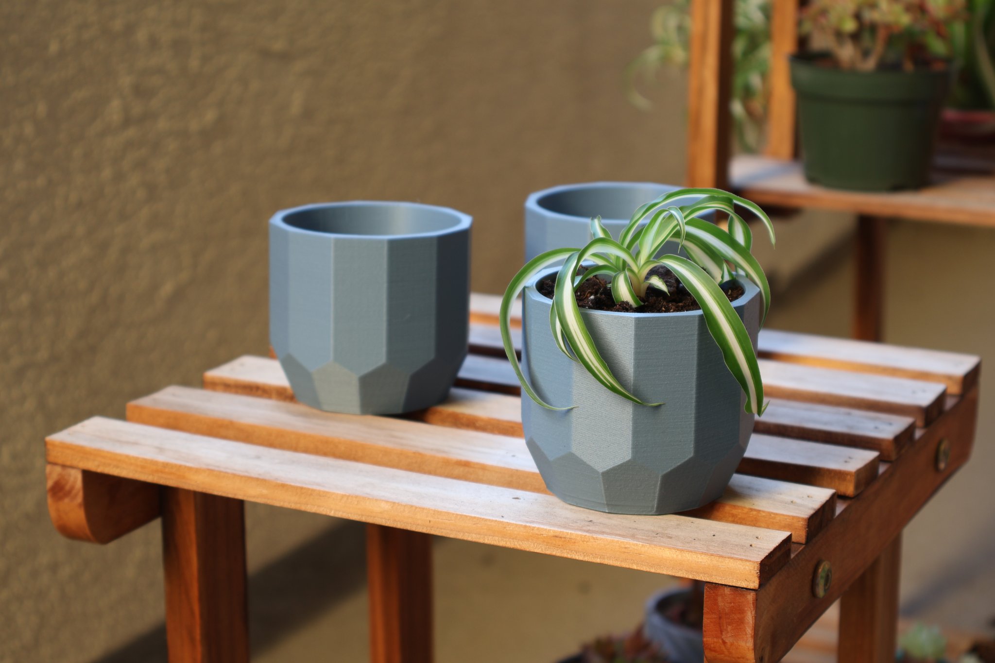 Chậu cây gốm Chic với lỗ thoát nước