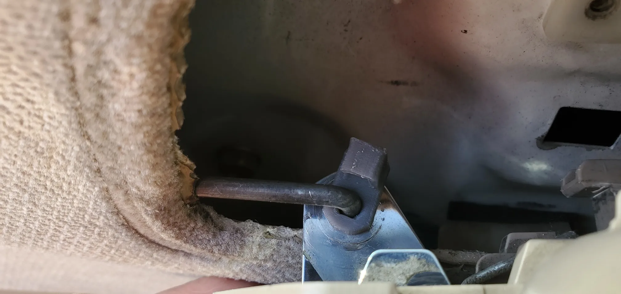 Cái kẹp thanh khóa cửa tay nắm Honda Accord 1998