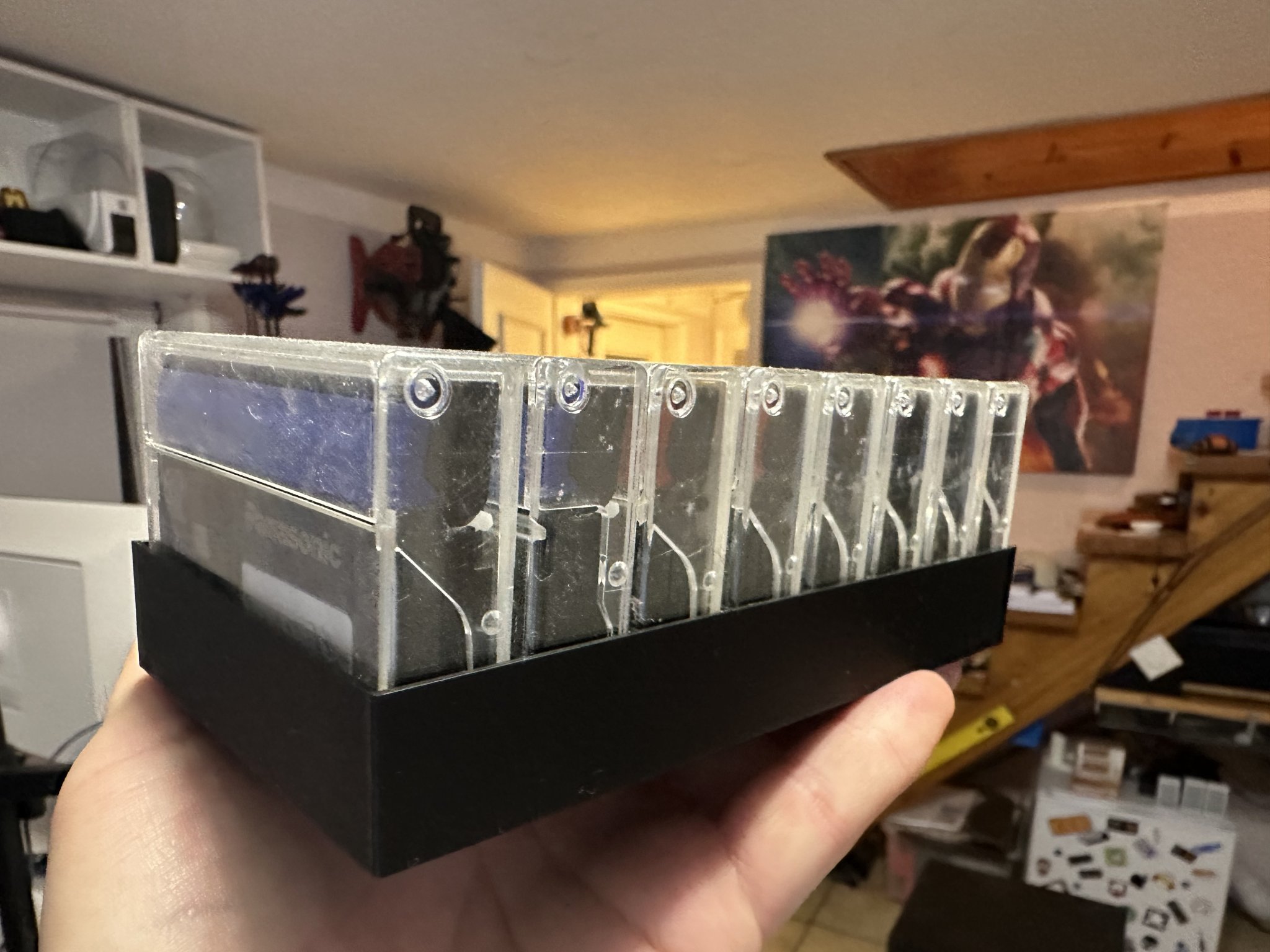 Khay lưu trữ băng mini DV gọn gàng và tiện lợi