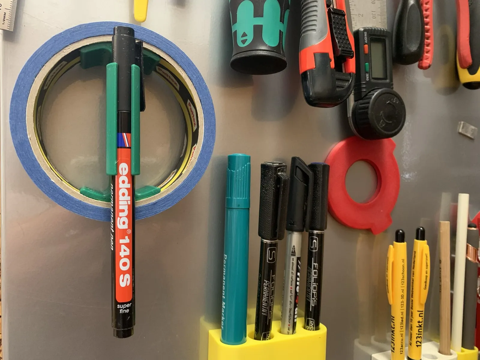 Giá đỡ băng keo từ tính với giá đỡ Edding 140 S