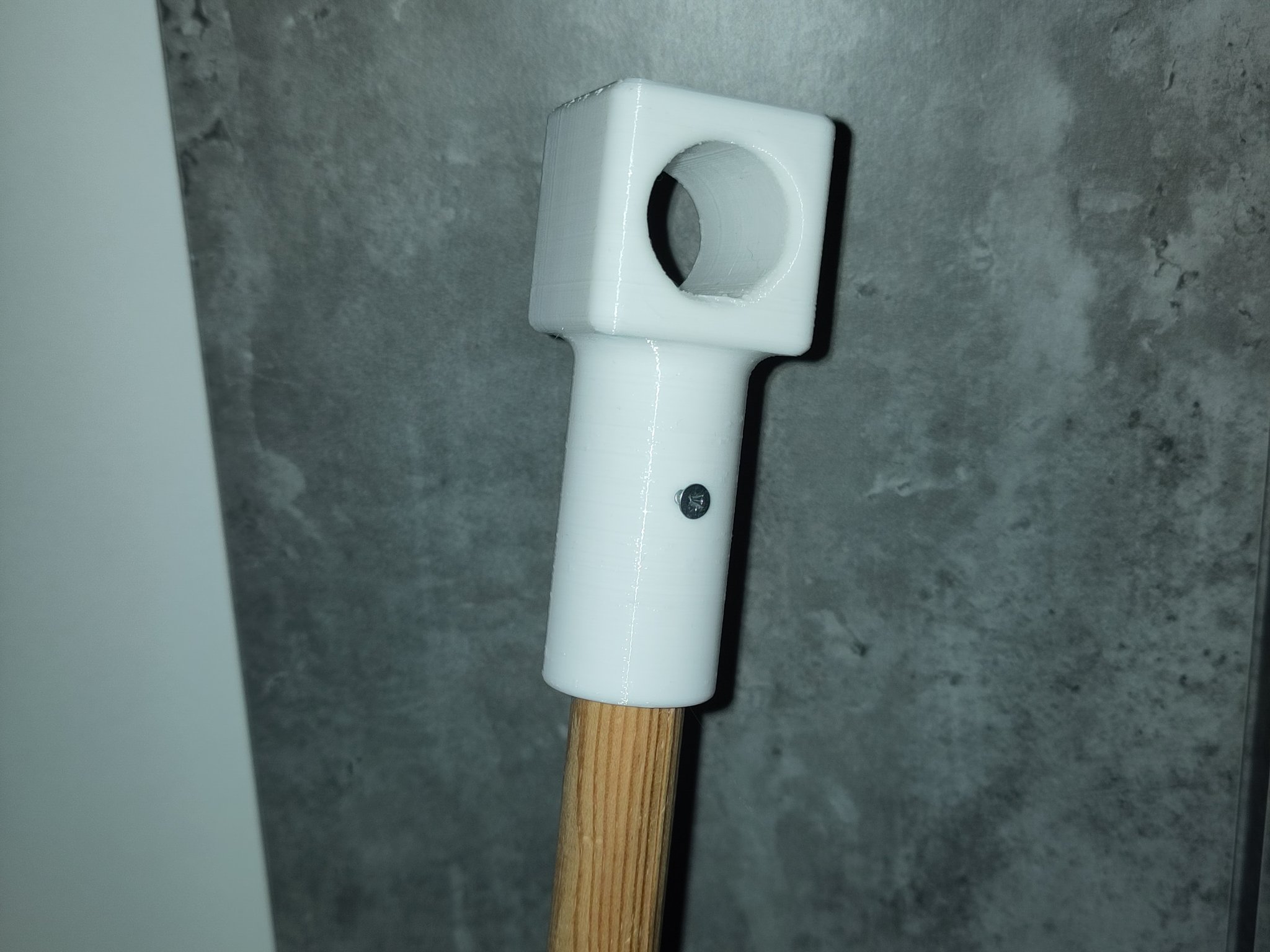 Kéo dài tay mở cửa sổ cho khoảng cách xa