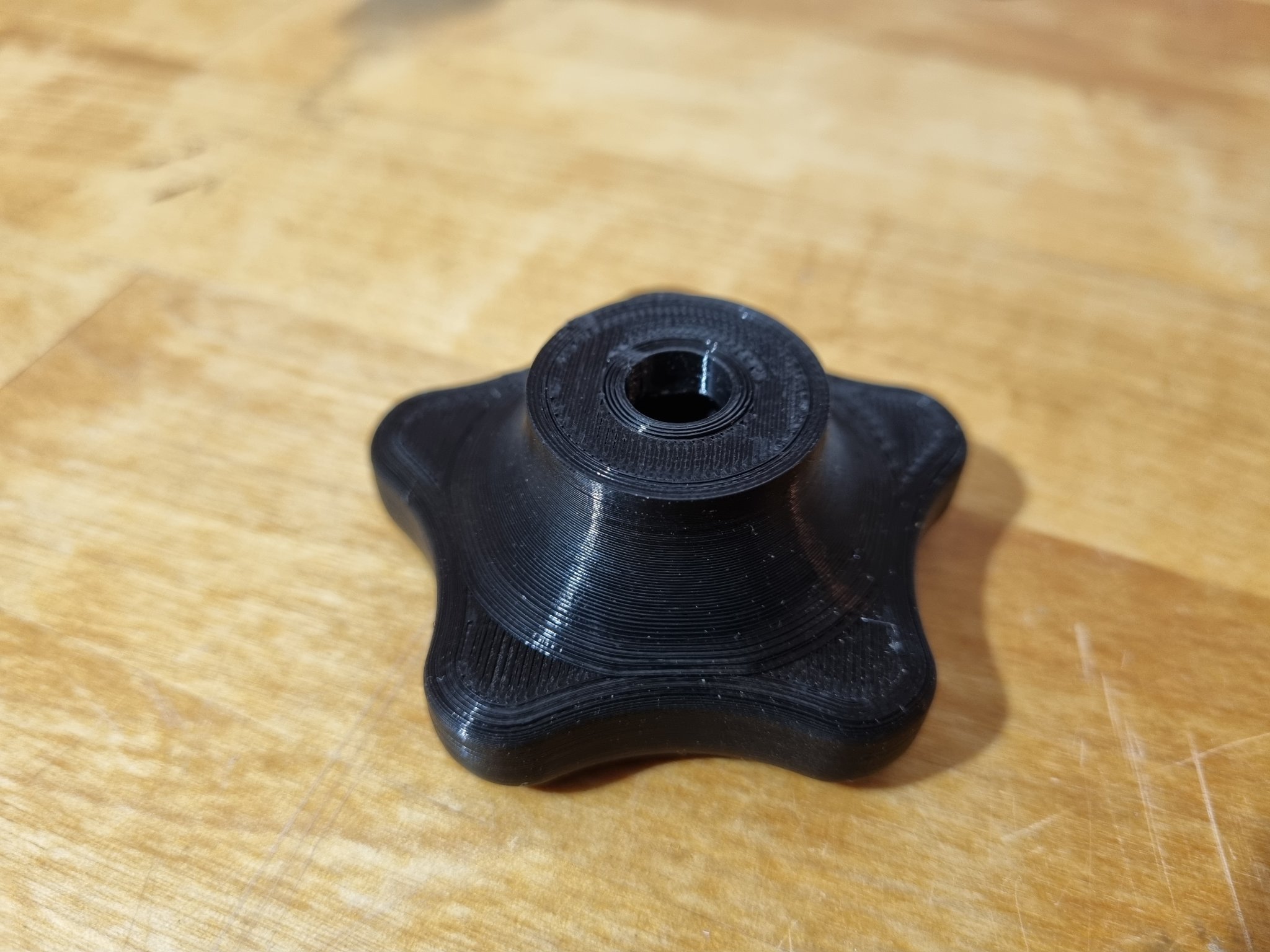 Núm tay cầm máy cắt cỏ Husqvarna r152 svh #532185588