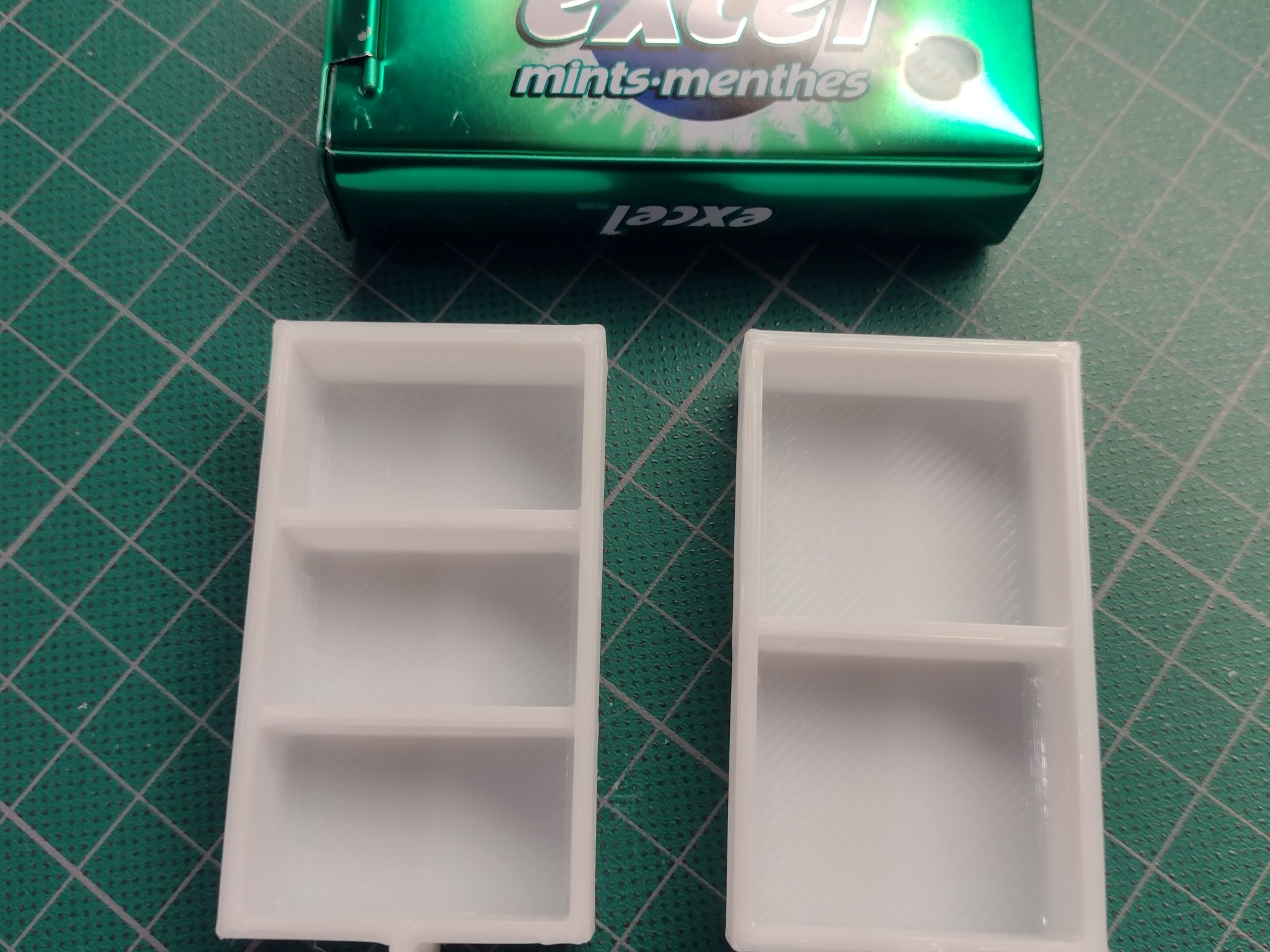 Giá đỡ tổ chức hộp bạc hà bằng kim loại