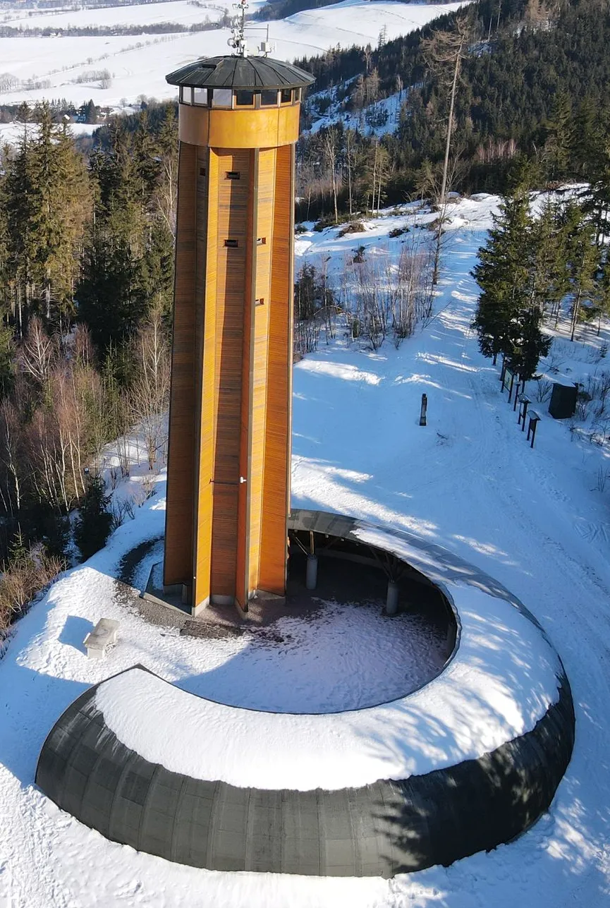 Tháp quan sát Křížová Hora tại Hanušovická vrchovina