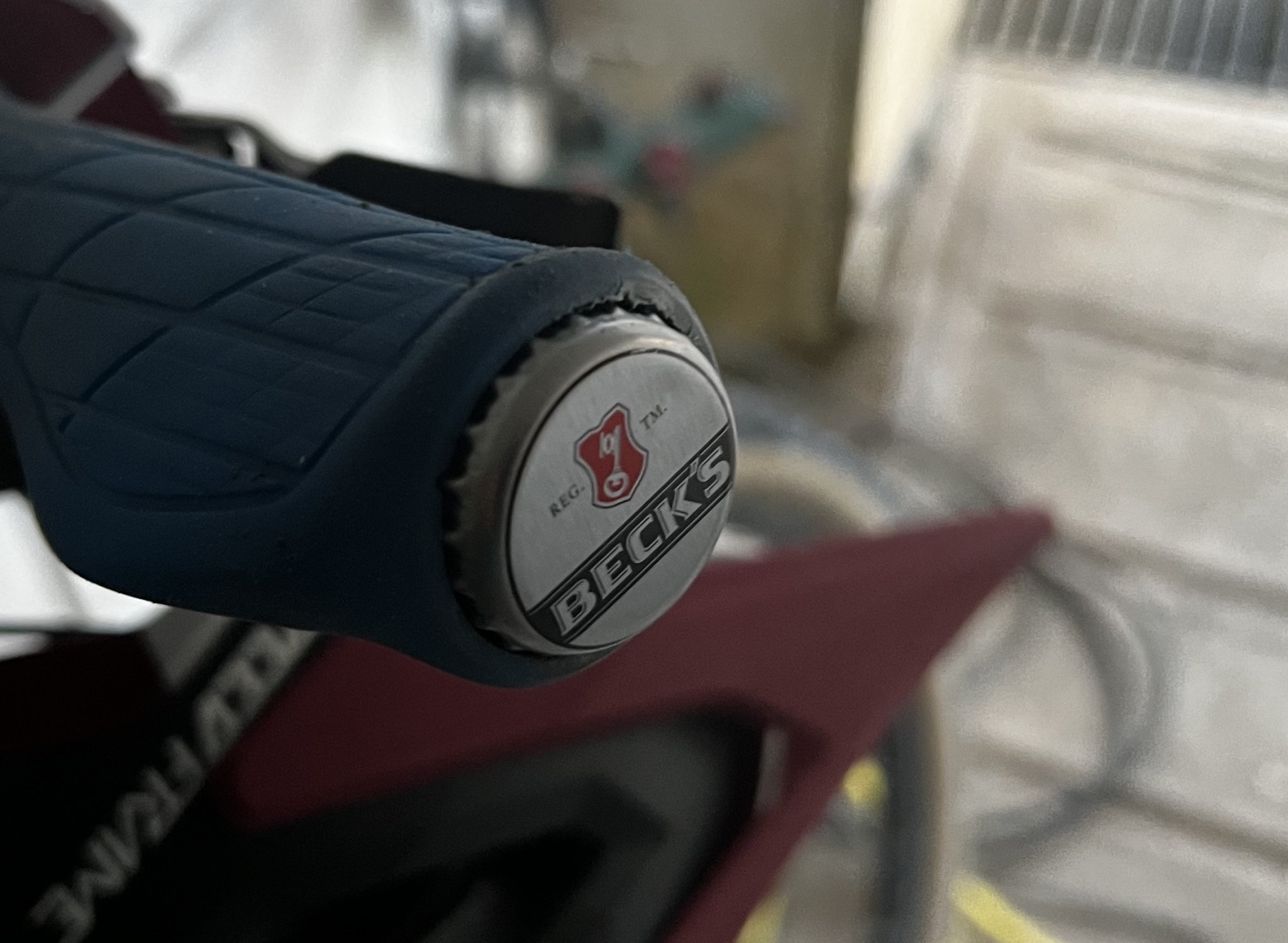 Nút chặn chai thiết kế cho nắp chai tiêu chuẩn