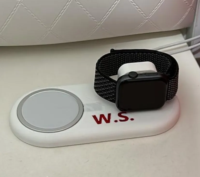 Giá đỡ sạc Magsafe và Apple Watch tiện lợi