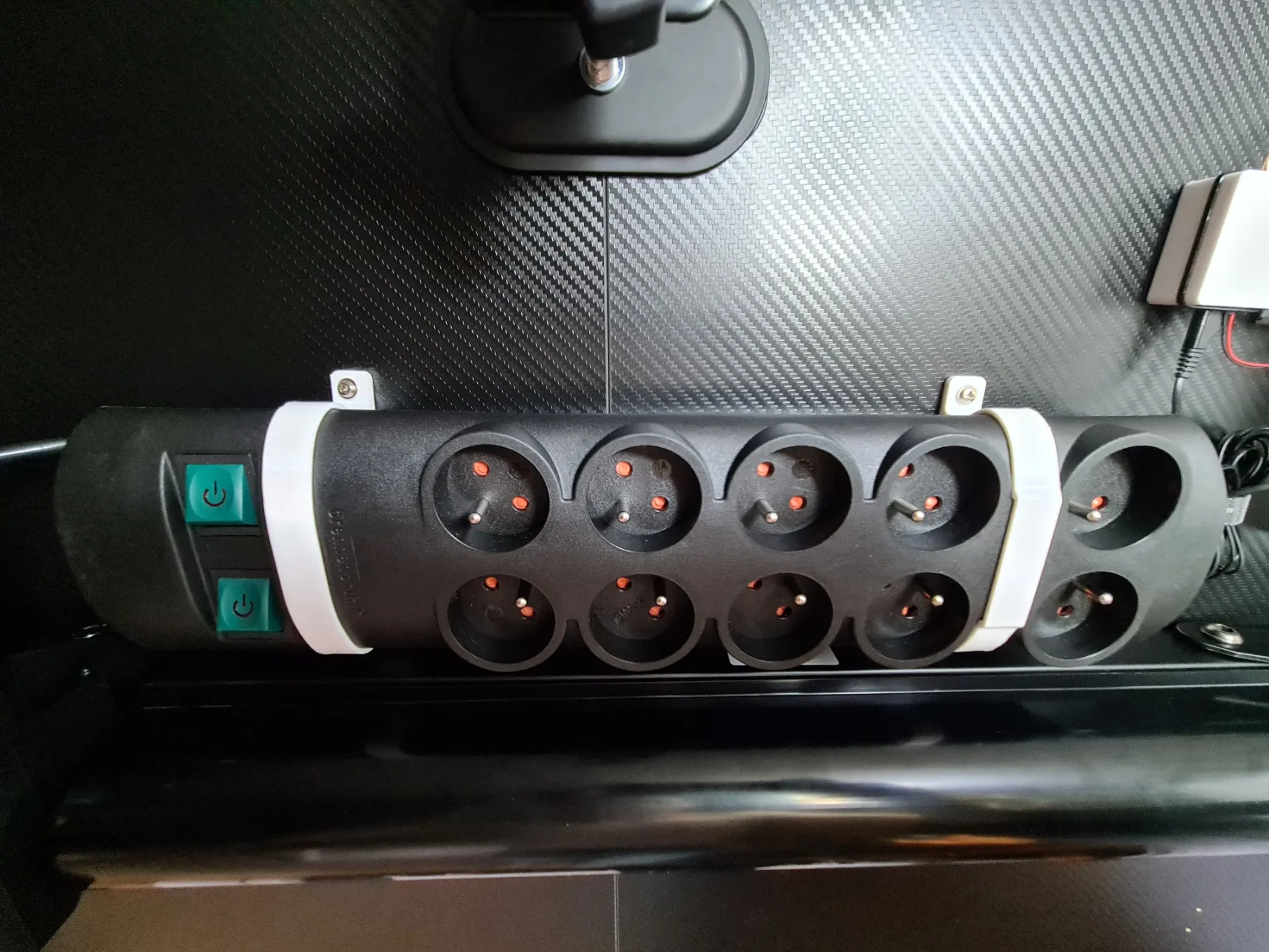 Giá đỡ gắn tường cho ổ cắm Brennenstuhl Primera-Line