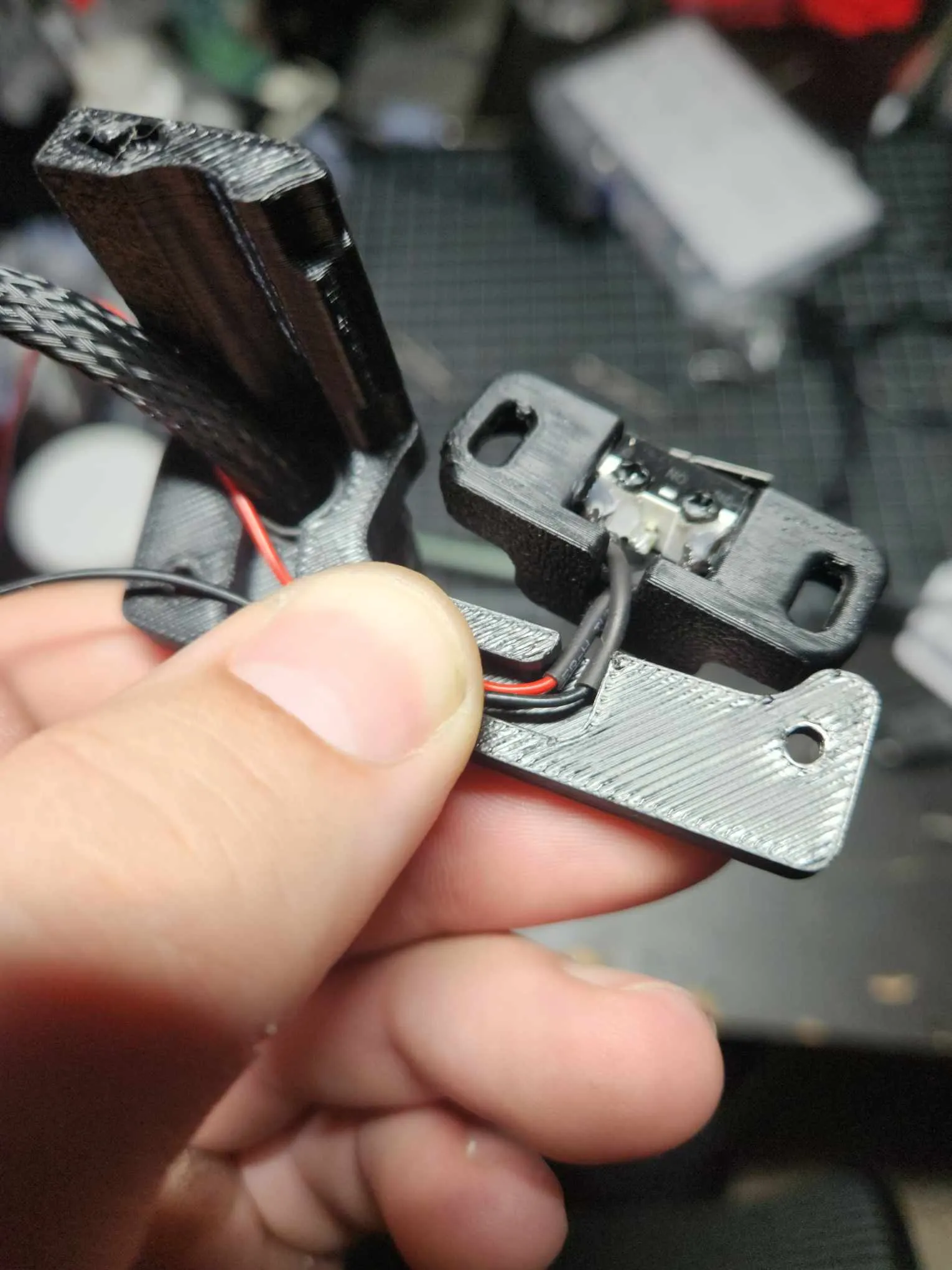 Giá đỡ PG7 Voron 2.4 với hệ thống quản lý dây điện và endstop