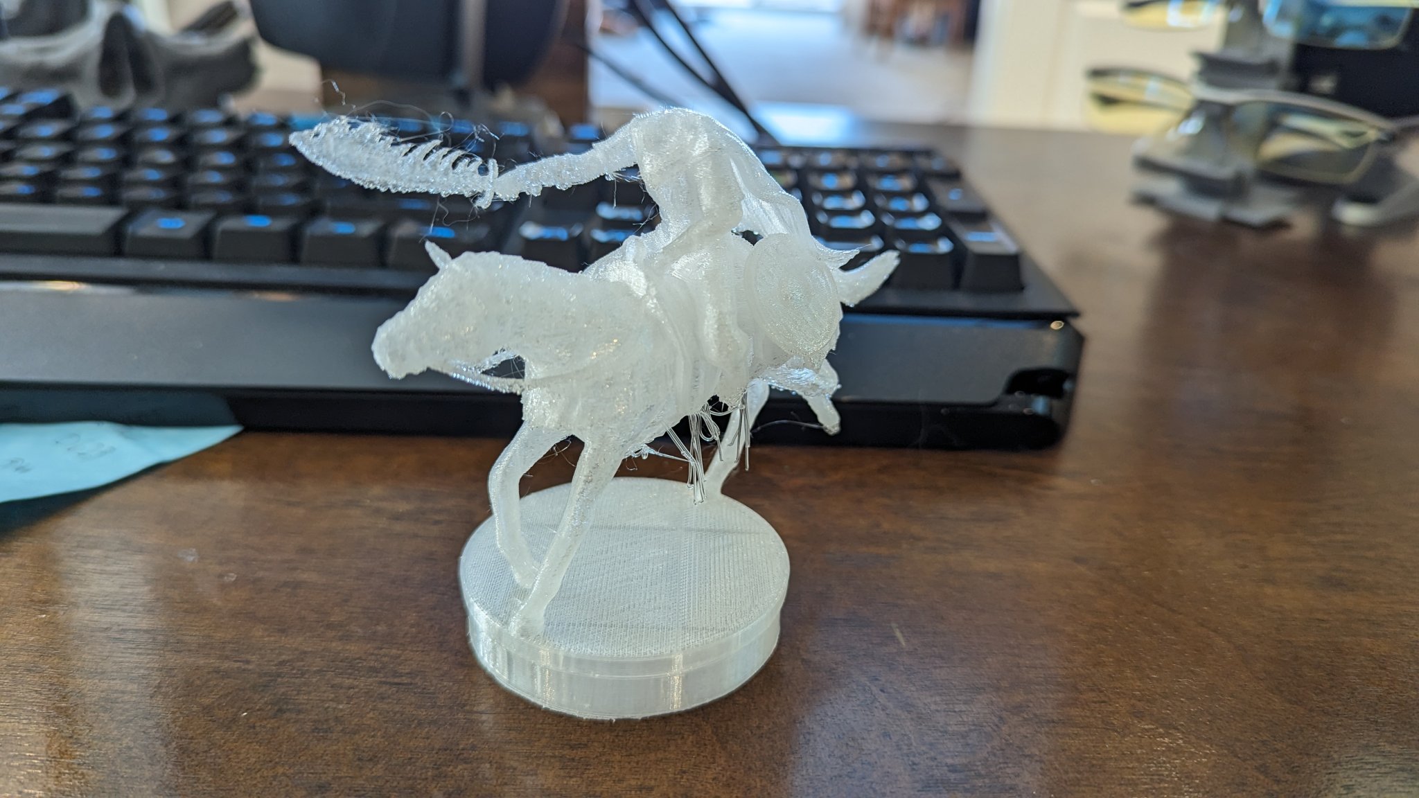 Người cưỡi ngựa Baba Yaga không đầu cho Halloween