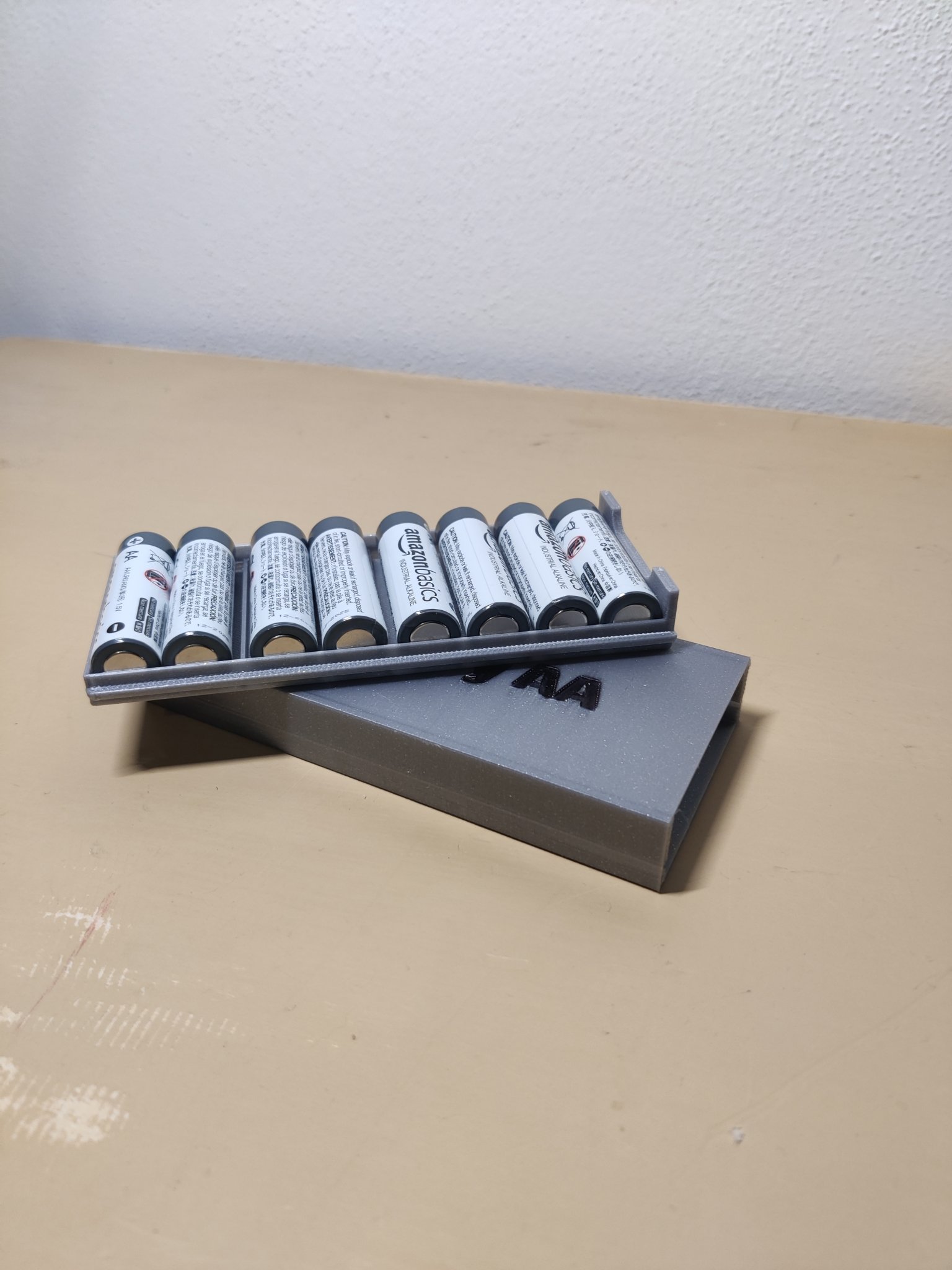 Hộp pin AA trượt với ray giữ pin