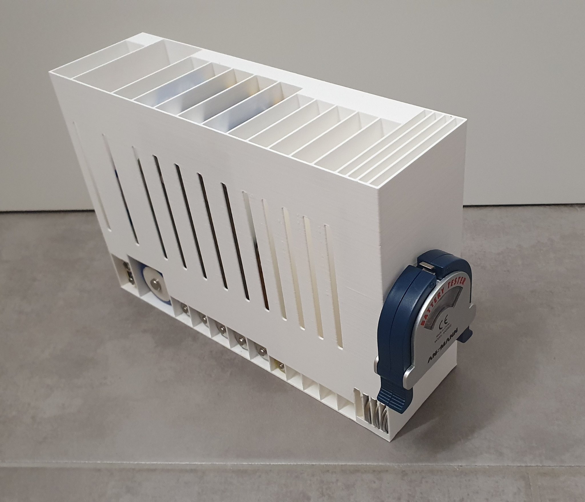 Hộp đựng pin tiện lợi cho mọi kích cỡ