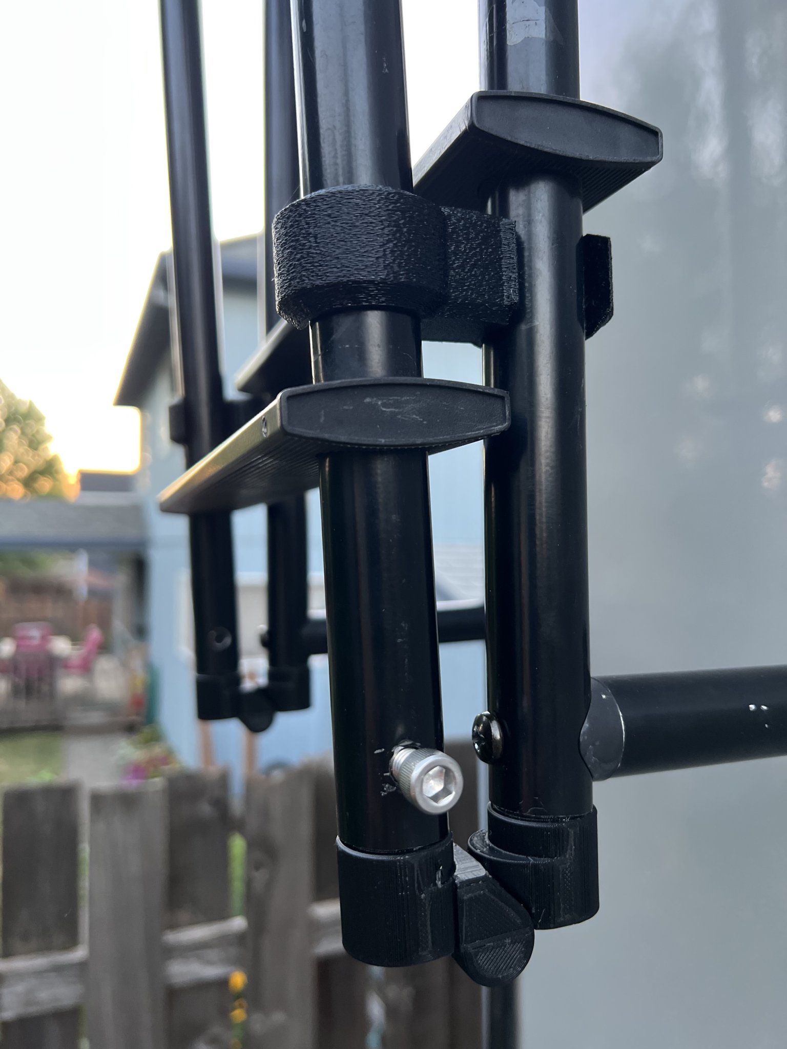 Bản lề thang gập RV cho việc lưu trữ tốt hơn trên xe cắm trại