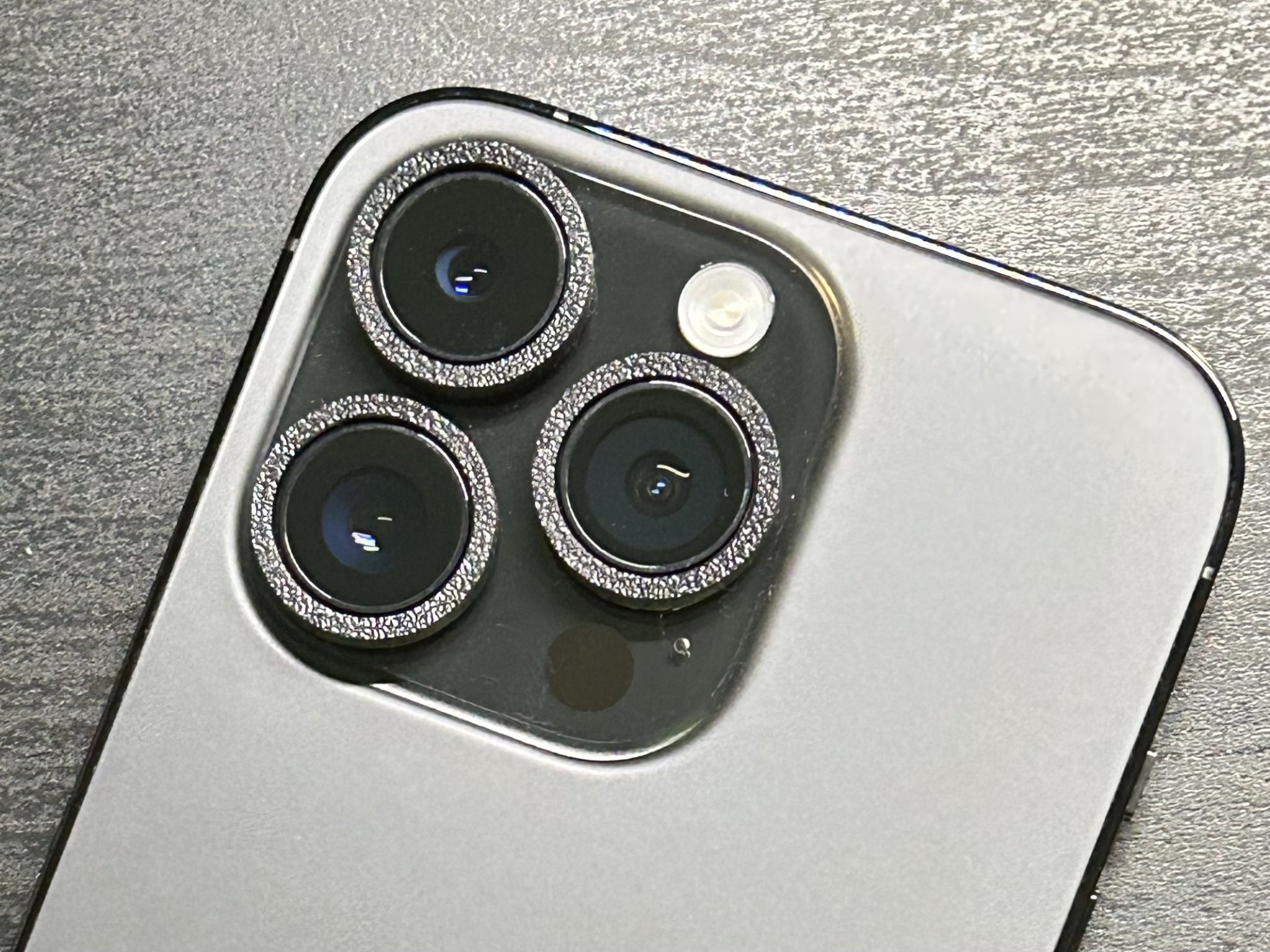 Bumper bảo vệ camera cho iPhone 14 Pro/Pro Max