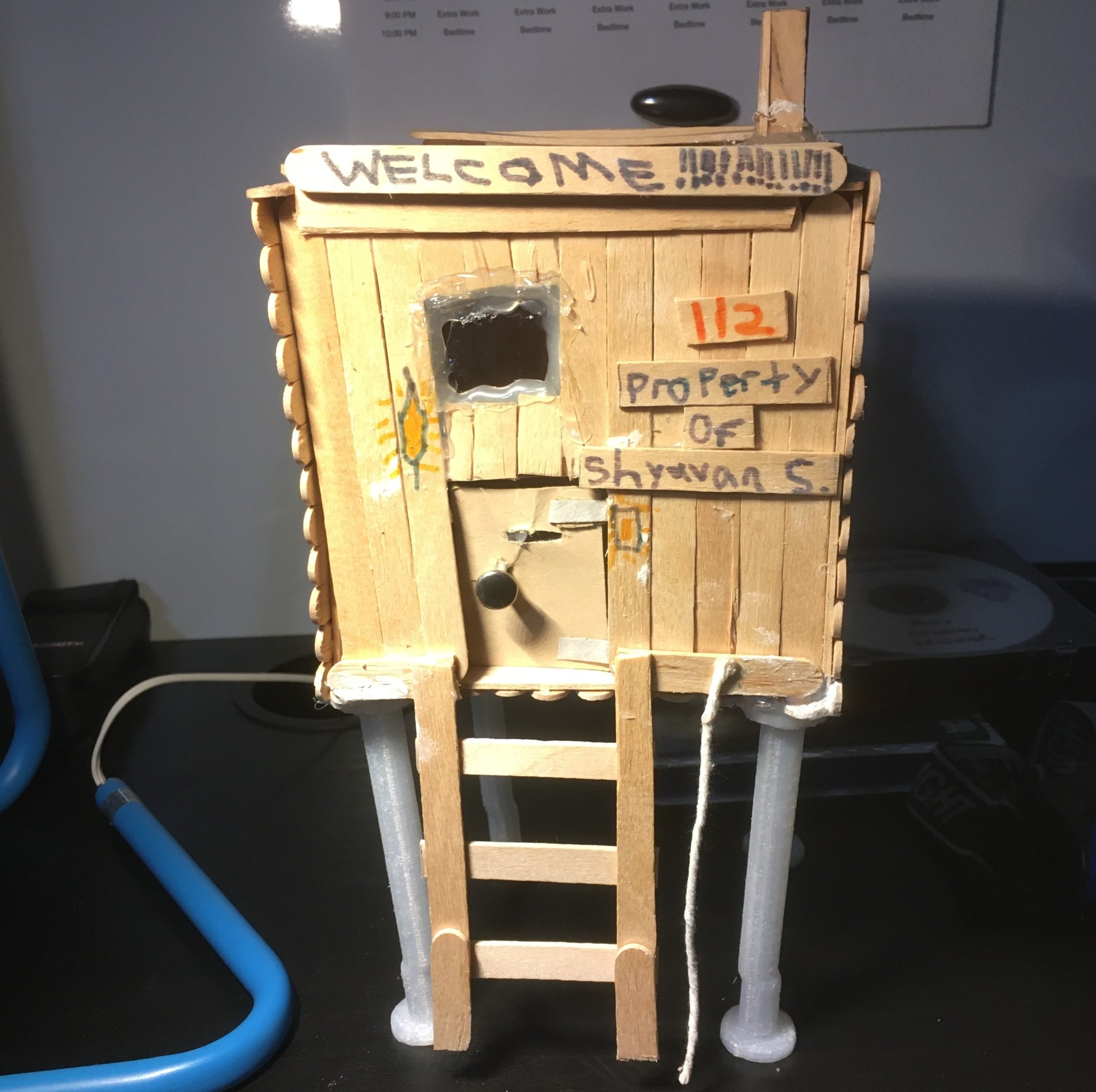 Chân đỡ cho ngôi nhà bằng que kem 3D