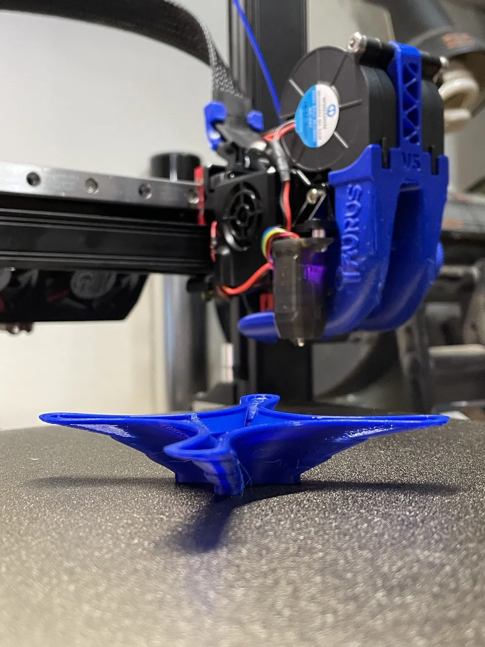 Thử nghiệm độ nghiêng 360 độ cho máy in 3D