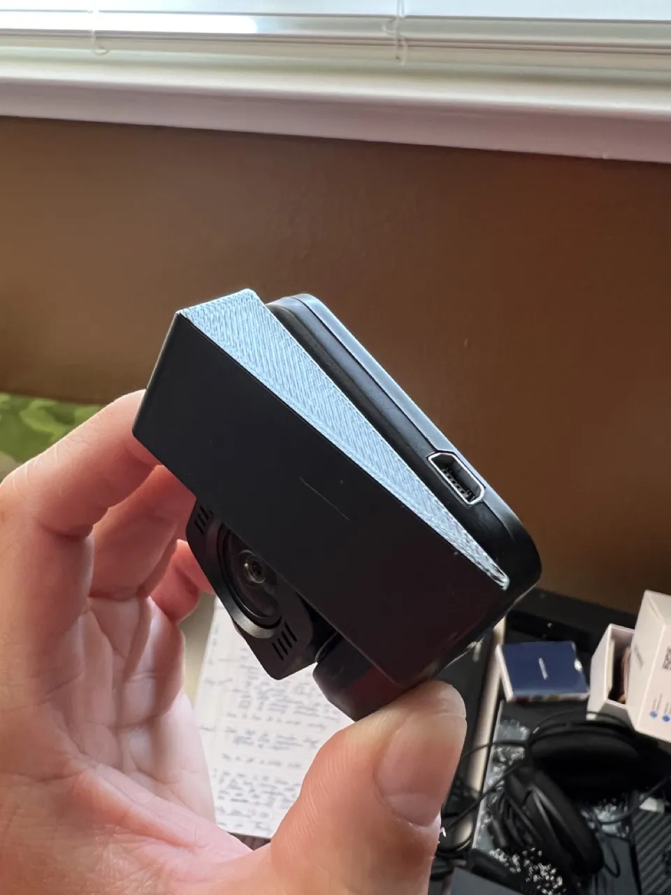 Giá đỡ nghiêng cho camera hành trình Viofo phía sau