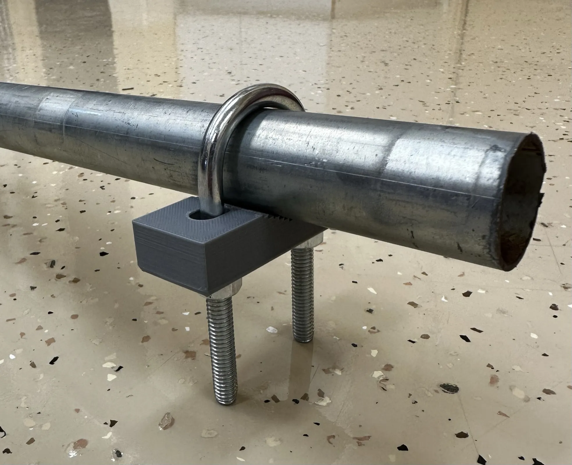 Giá đỡ U-Bolt 1 1/4" (1.25 in) cho ống 5/16