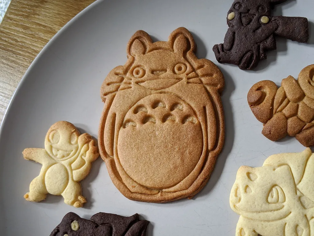 Cutter bánh quy Totoro chi tiết sửa chữa