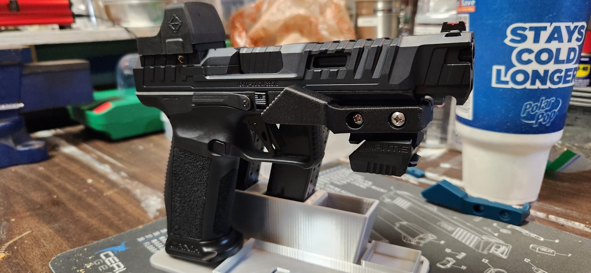 Bàn đạp ga Canik SFX Rival kiểm soát độ nâng nòng