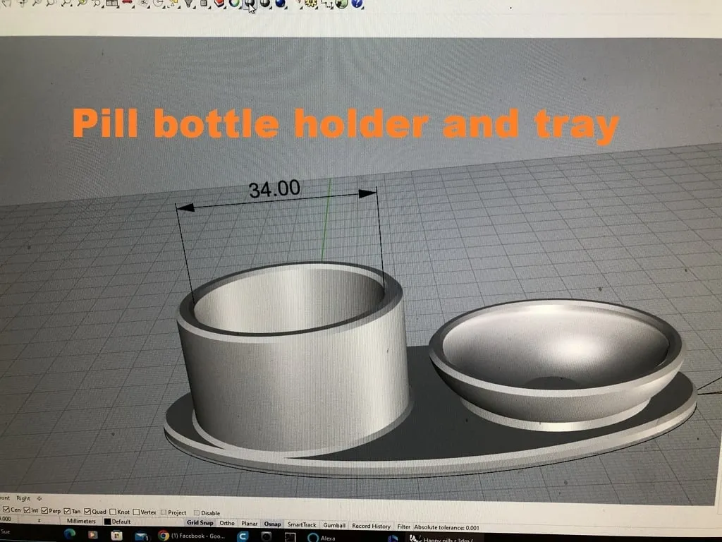 Bình thuốc với khay đựng viên thuốc để đảm bảo uống đú...