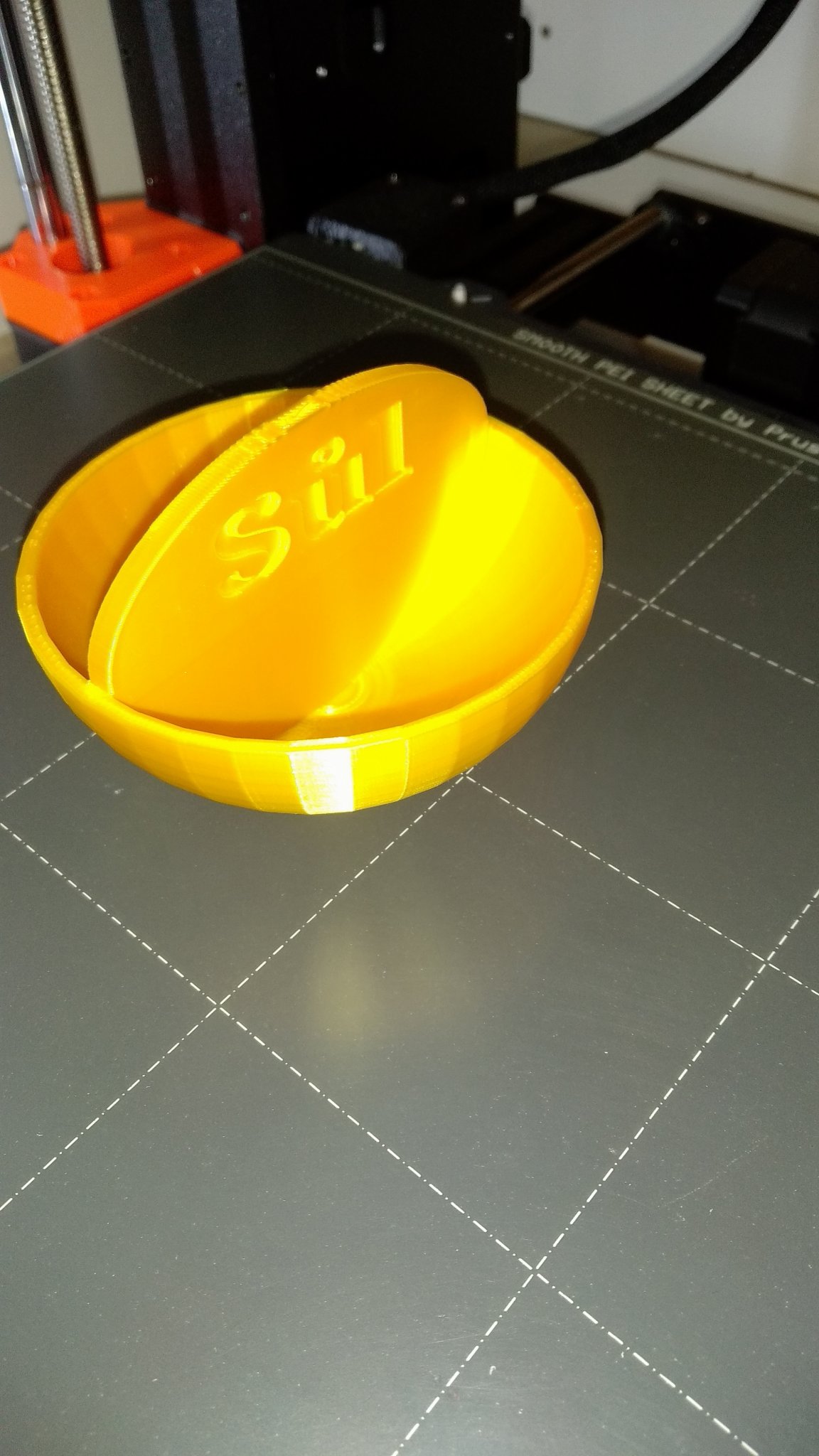 Giá đỡ muối và tiêu kiểu cổ điển từ ký ức tuổi thơ