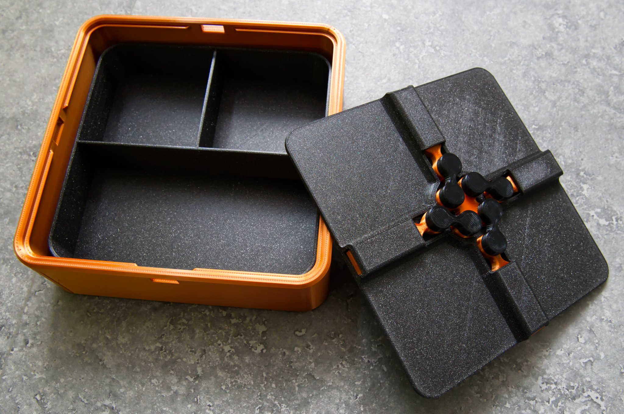 Phân chia cho container khóa cơ học của JamesThePrinter