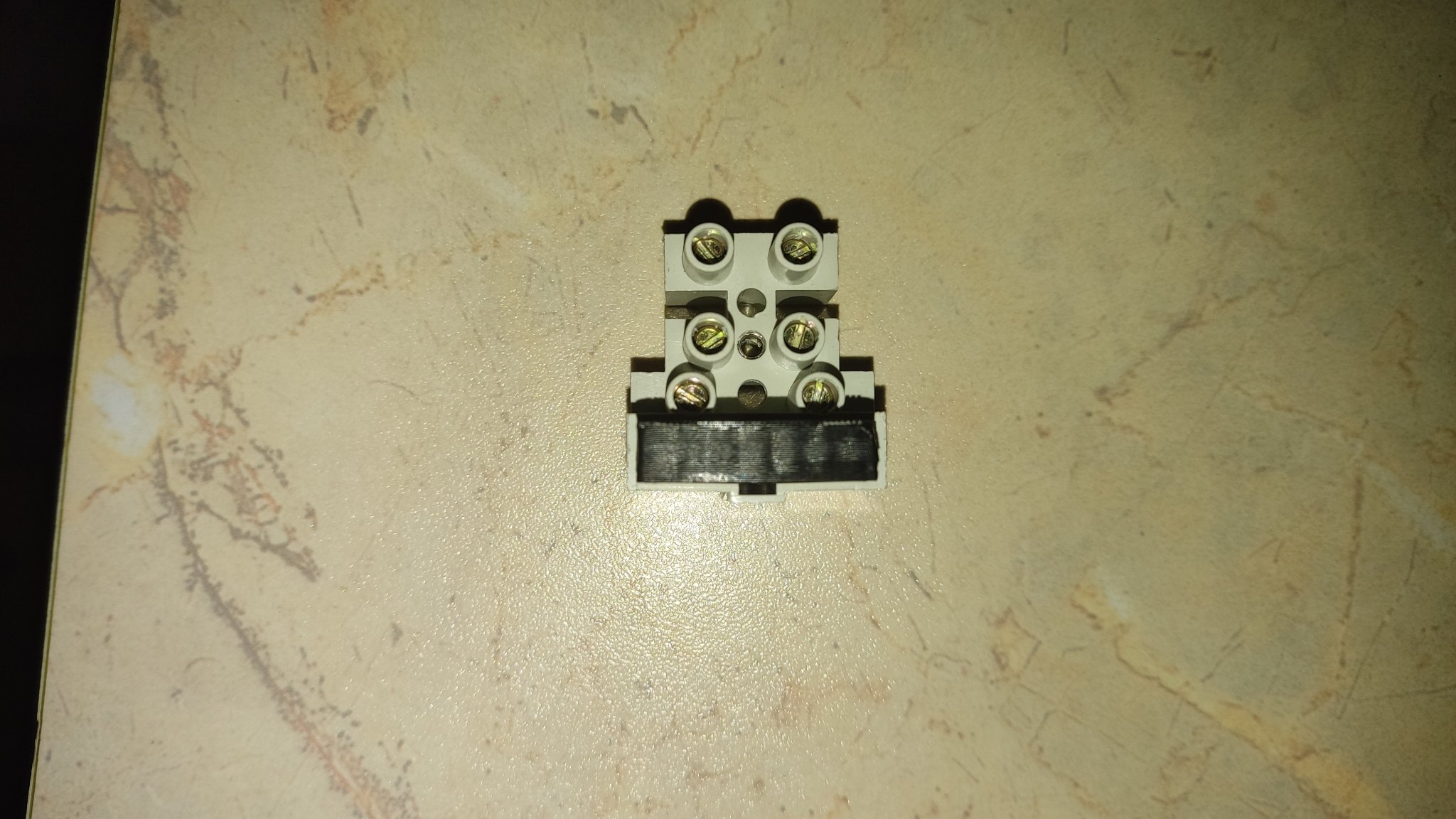 Giá đỡ cầu chì cho khối đầu nối KF100