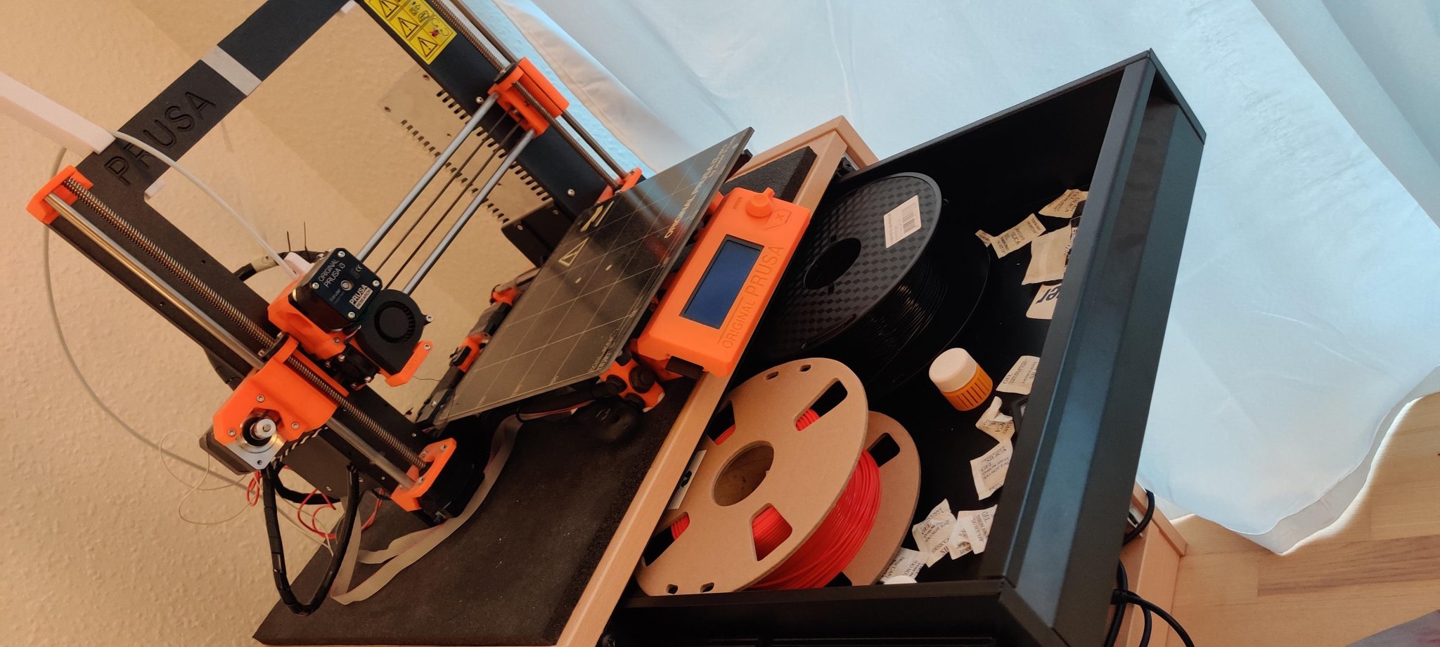 Giá đỡ cuộn filament trong ngăn kéo 2U cho máy in 3D