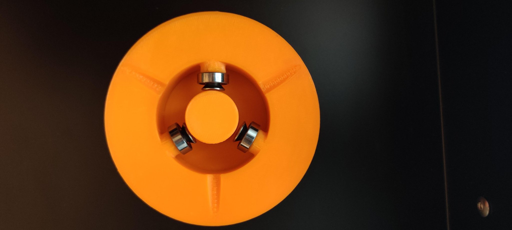 Giá đỡ cuộn filament trong ngăn kéo 2U cho máy in 3D