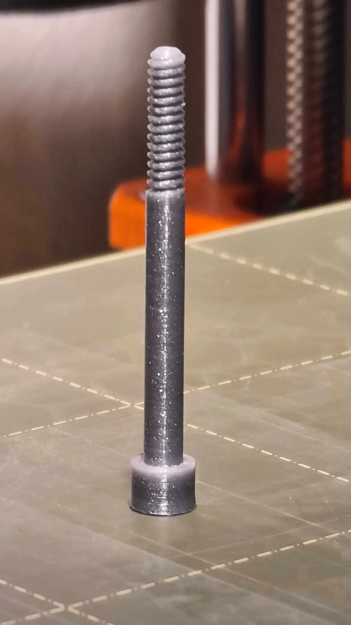 Kiểm tra máy in với đinh vít ren 4mm