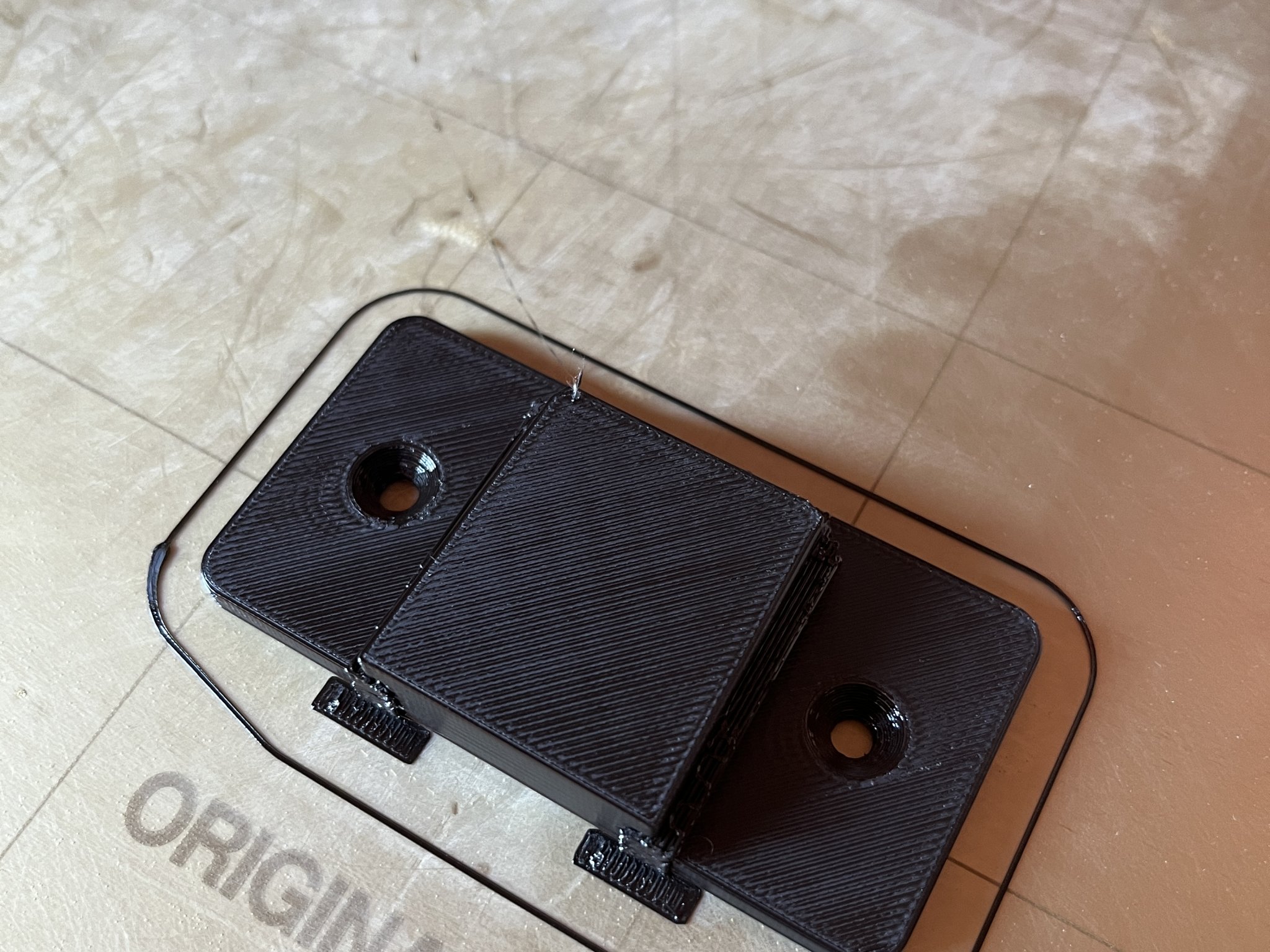 Giải pháp gắn đèn tường IKEA NÄVLINGE cải tiến