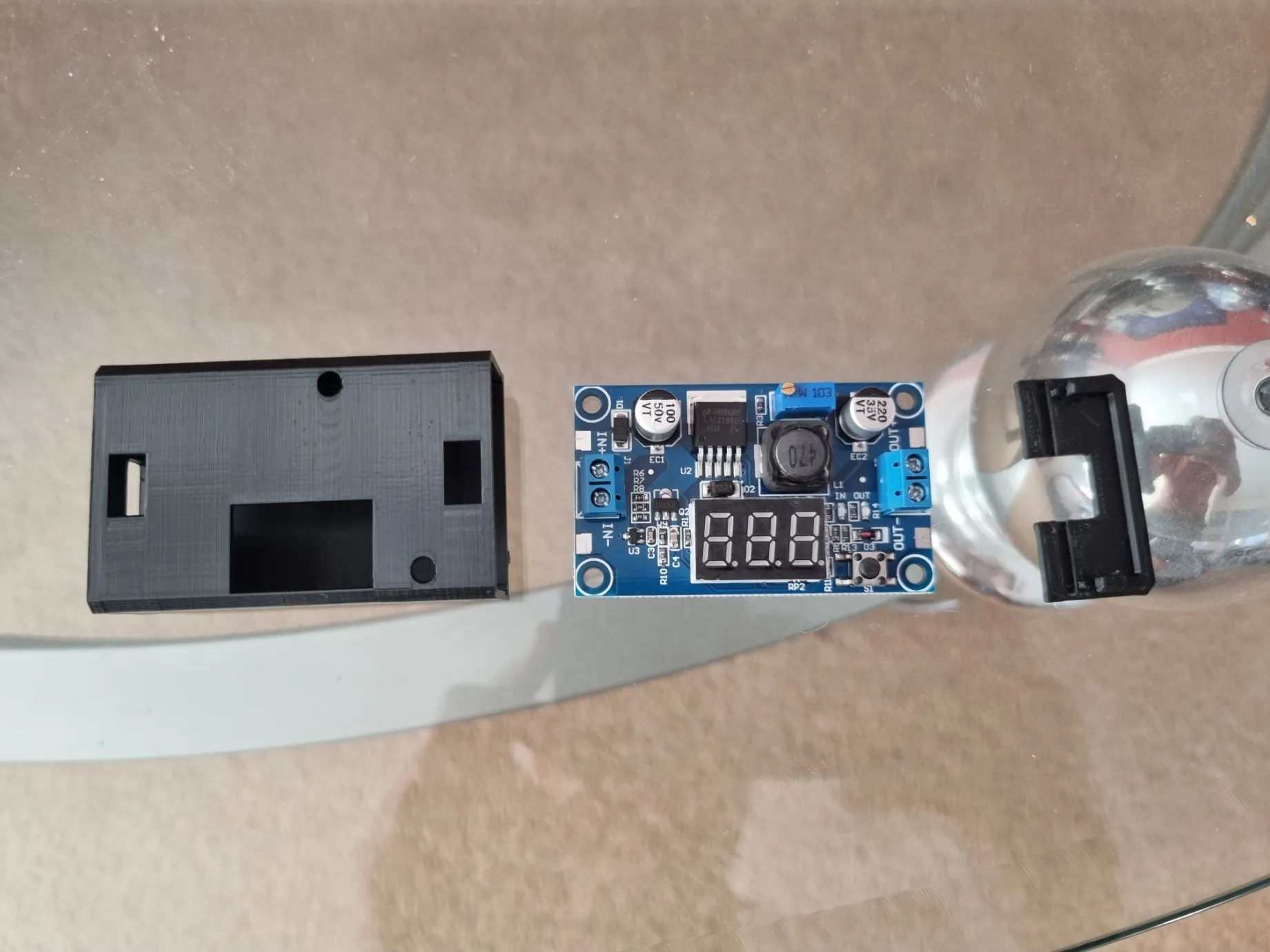 Vỏ Buck Converter (LM2596) phù hợp với thanh nhôm 4020