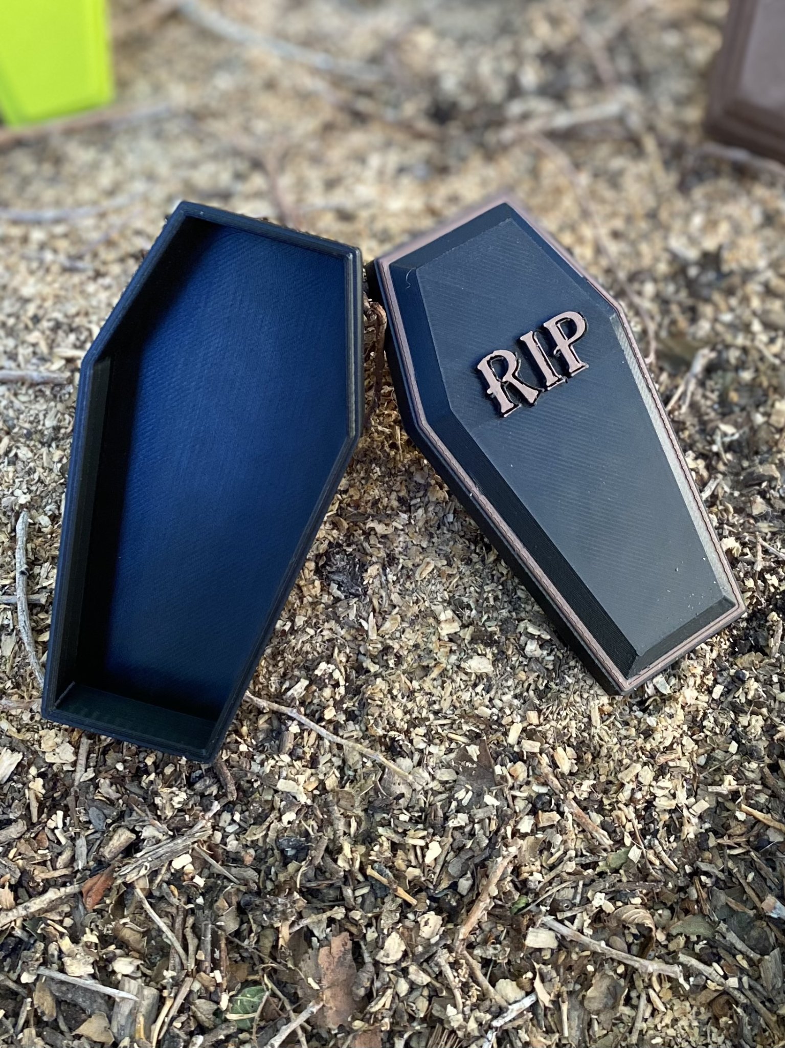 Quan tài mở không nắp - Phiên bản 2 với thiết kế hấp dẫn