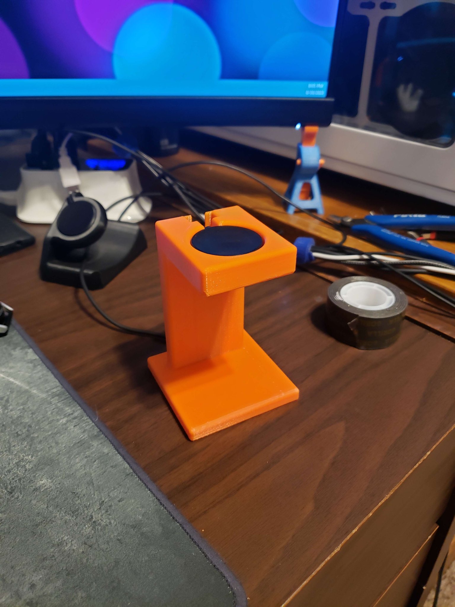 Giá đỡ sạc đơn giản cho bộ sạc đồng hồ Samsung giả mạo