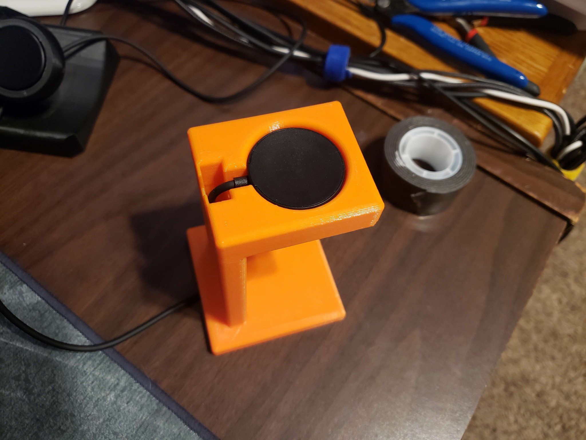 Giá đỡ sạc đơn giản cho bộ sạc đồng hồ Samsung giả mạo