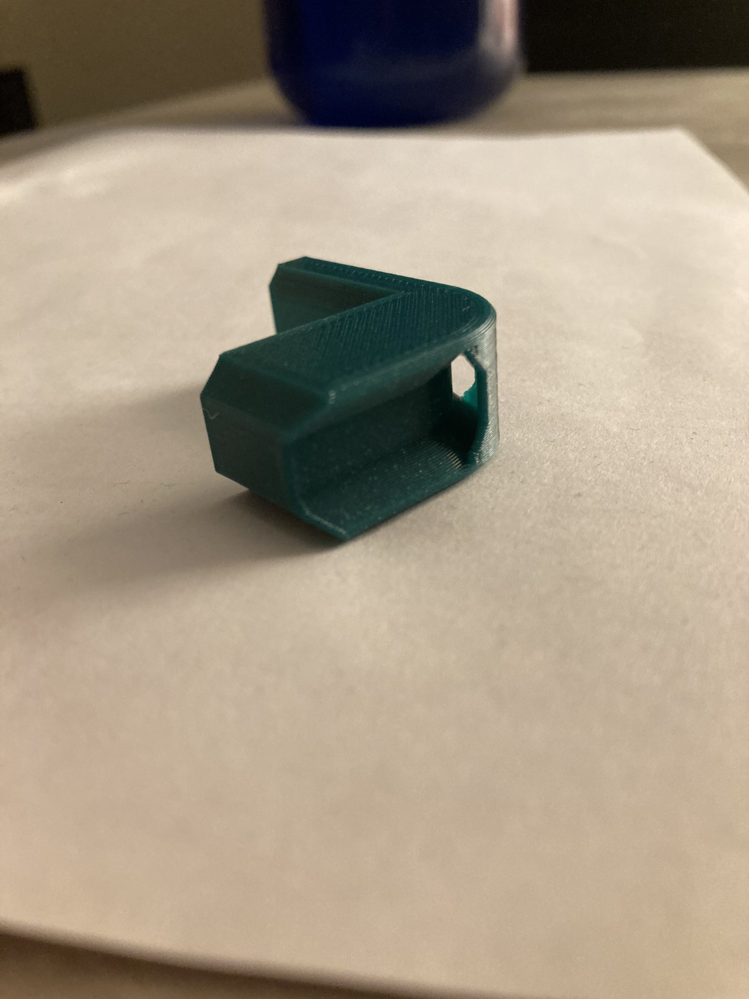 Giá đỡ góc lắp đặt dây buộc zip cho cột vuông