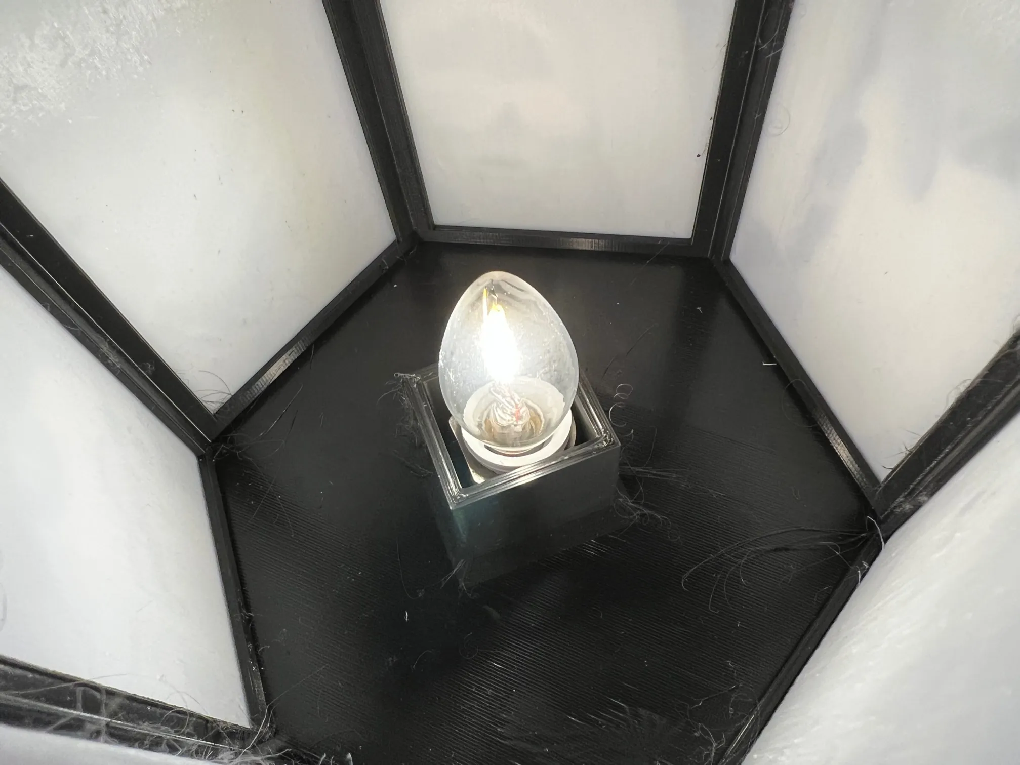 Đèn Lithophane hình lục giác với bóng LED C7 và phích cắm AC