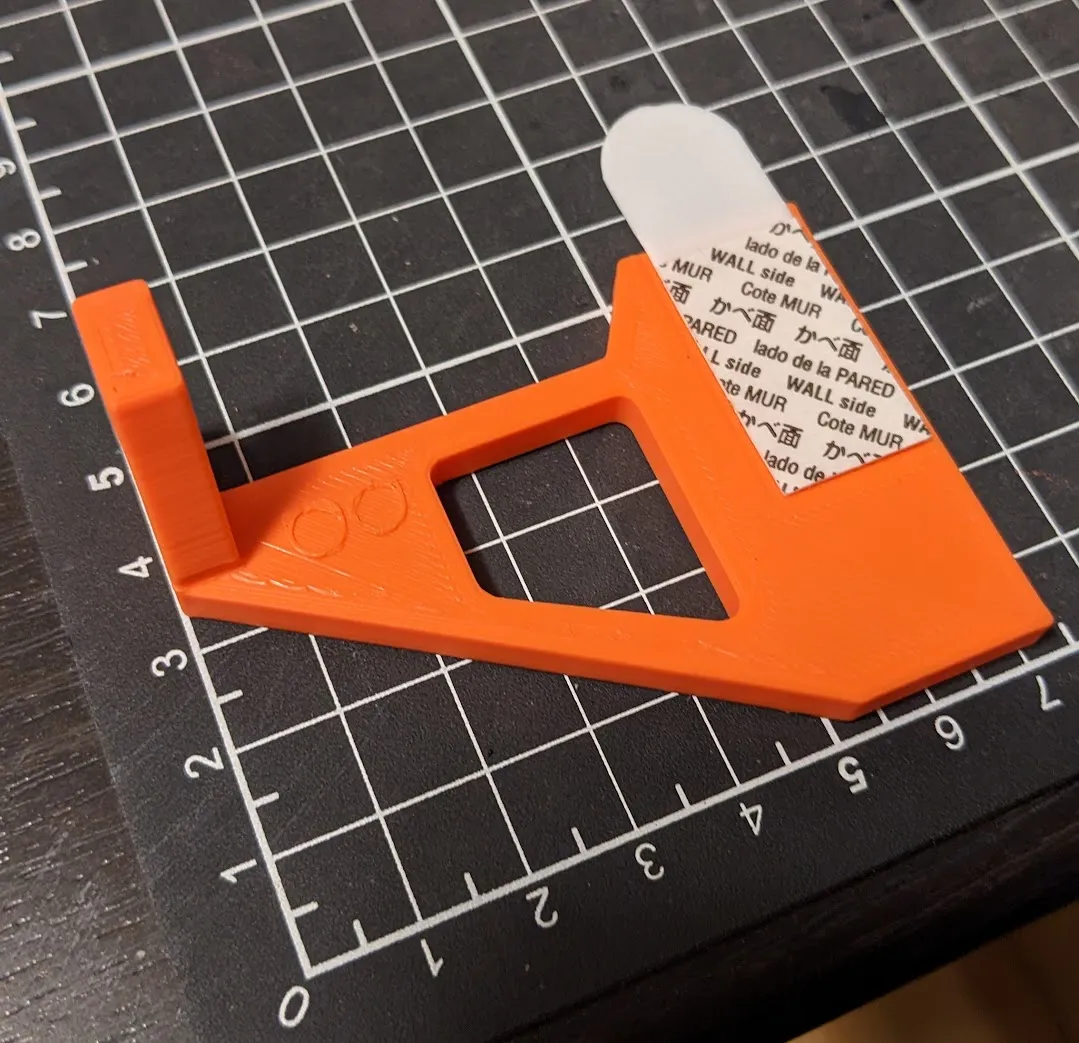 Giá treo kính mắt gắn trên màn hình máy tính