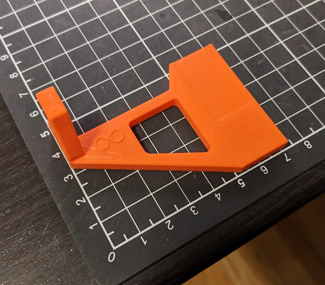 Giá treo kính mắt gắn trên màn hình máy tính