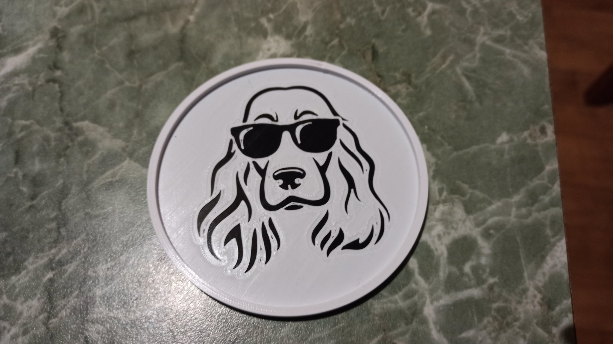 Đế lót ly cocker spaniel với chân đế