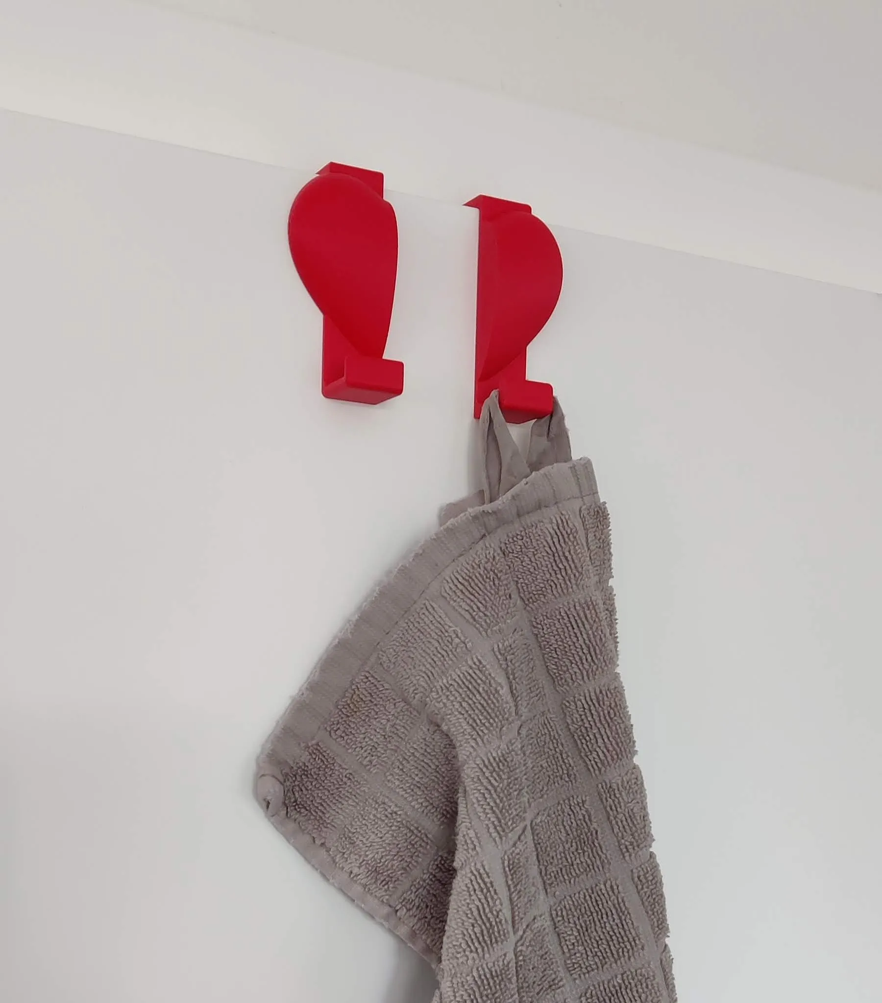 Móc treo khăn tắm hình trẻ em đơn giản