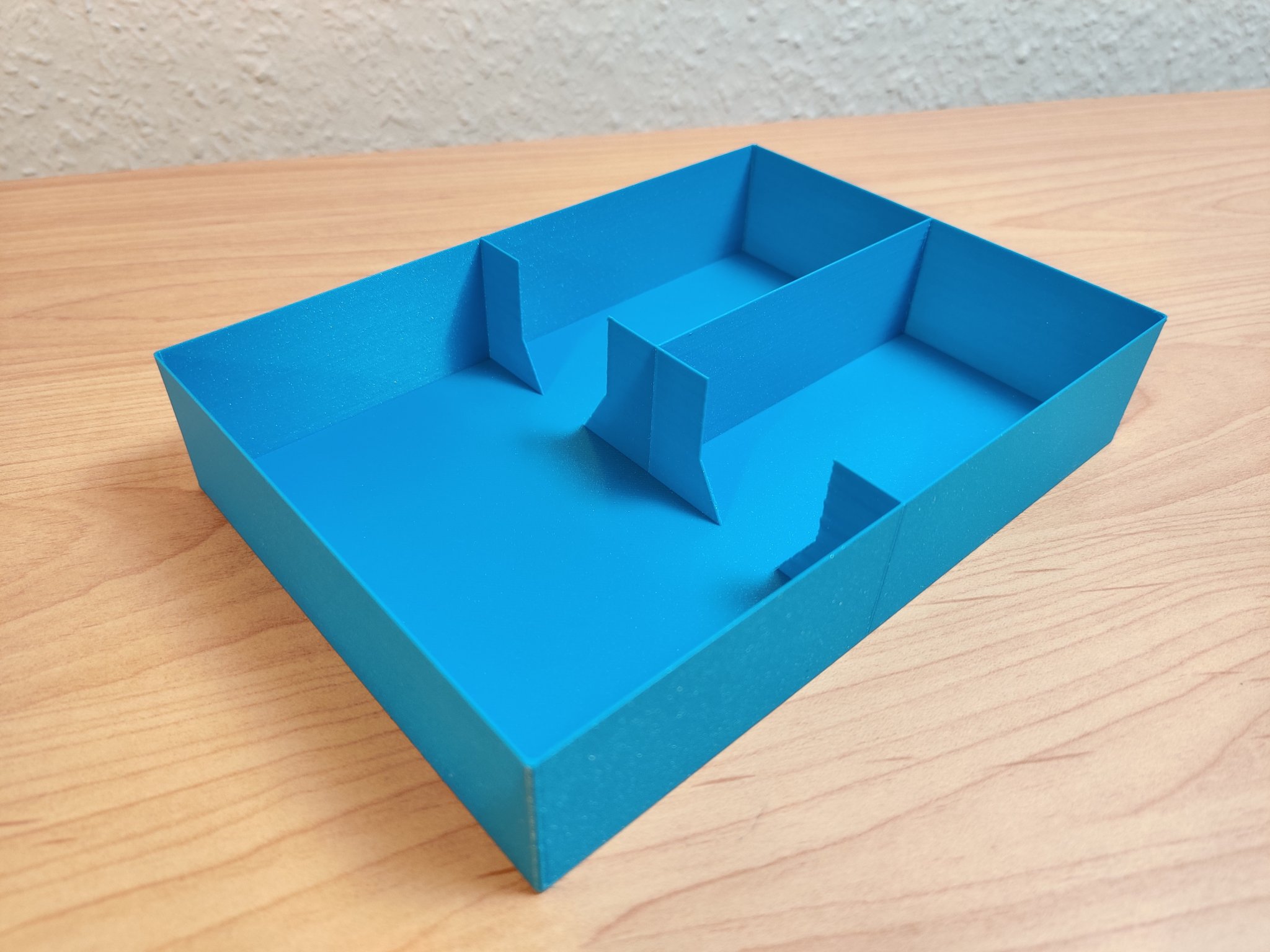 Giá đỡ tổ chức cho trò chơi bài Kosmos