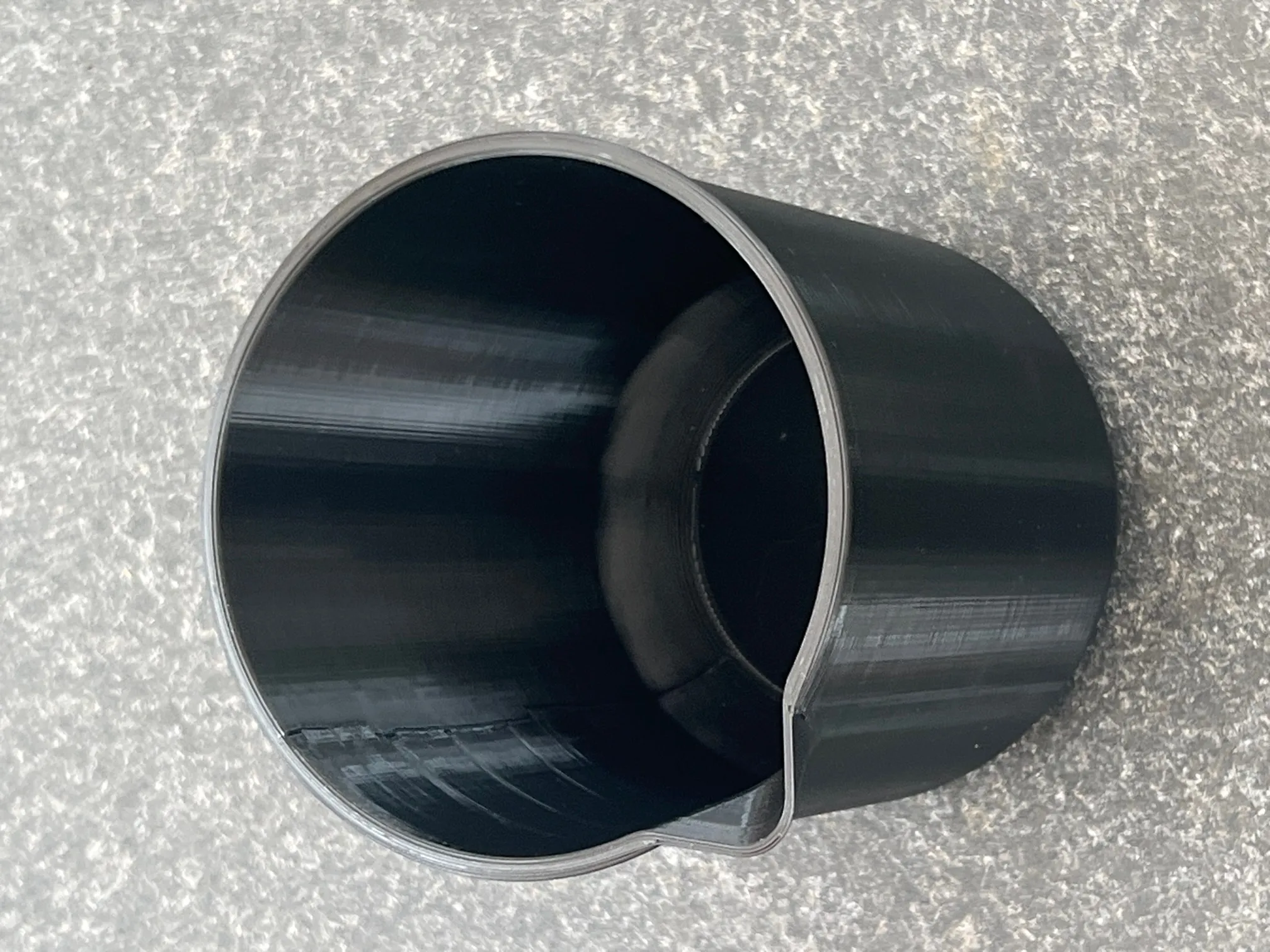 Cốc chứa 500 ml dành cho đo lường độ đặc của chất lỏng