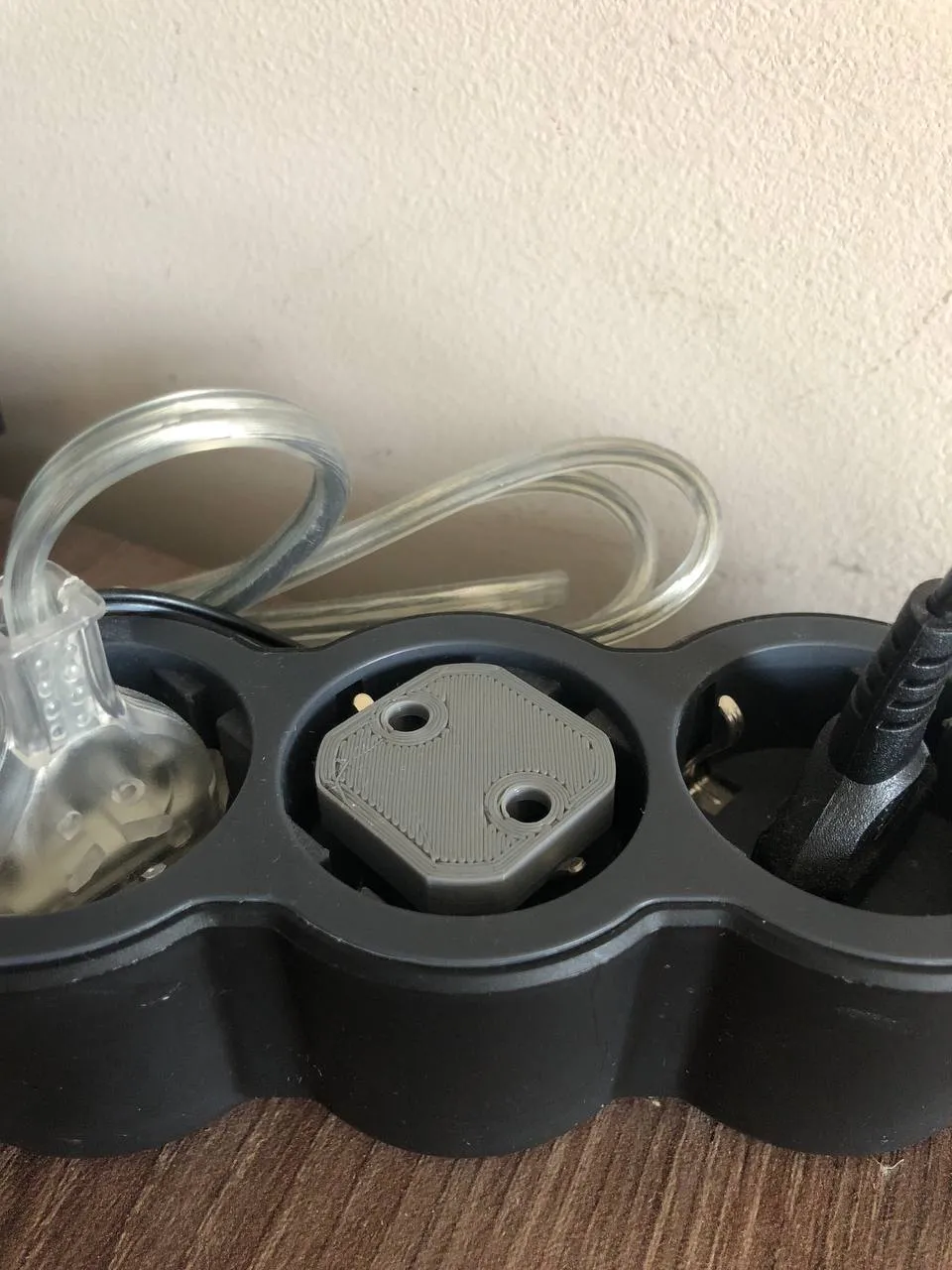 Nắp an toàn cho ổ cắm điện