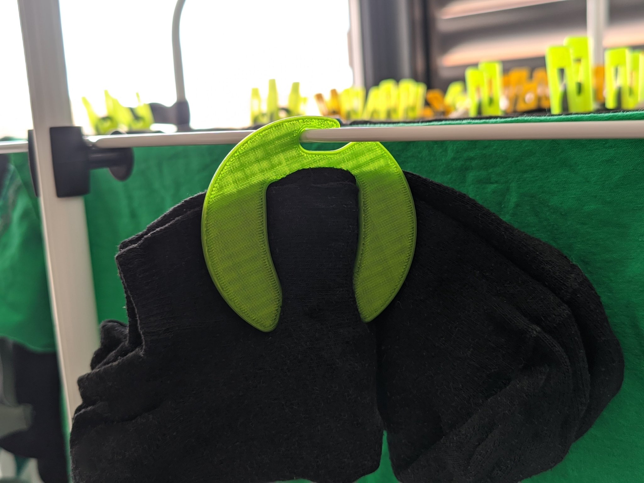 Kẹp tất đơn giản giữ tất trong máy giặt và sấy khô