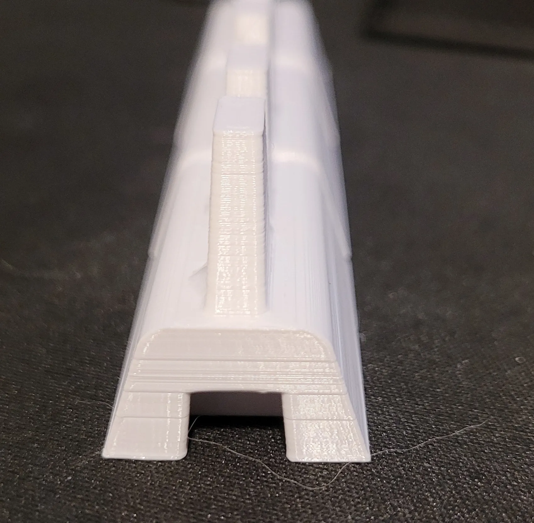 Giá đỡ cờ lê mở rộng với thiết kế răng cưa