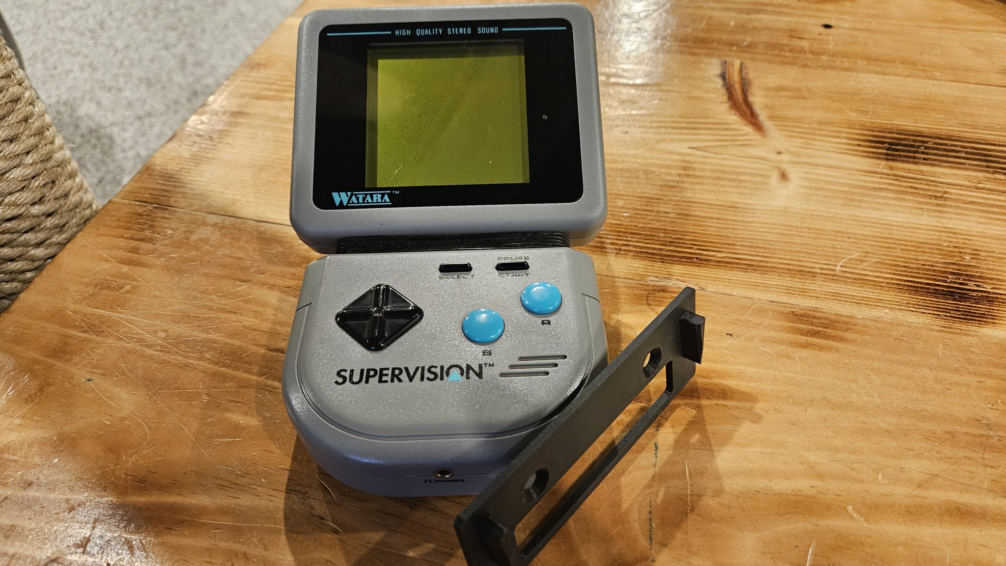 Giá đỡ treo tường tối giản cho Watara Supervision