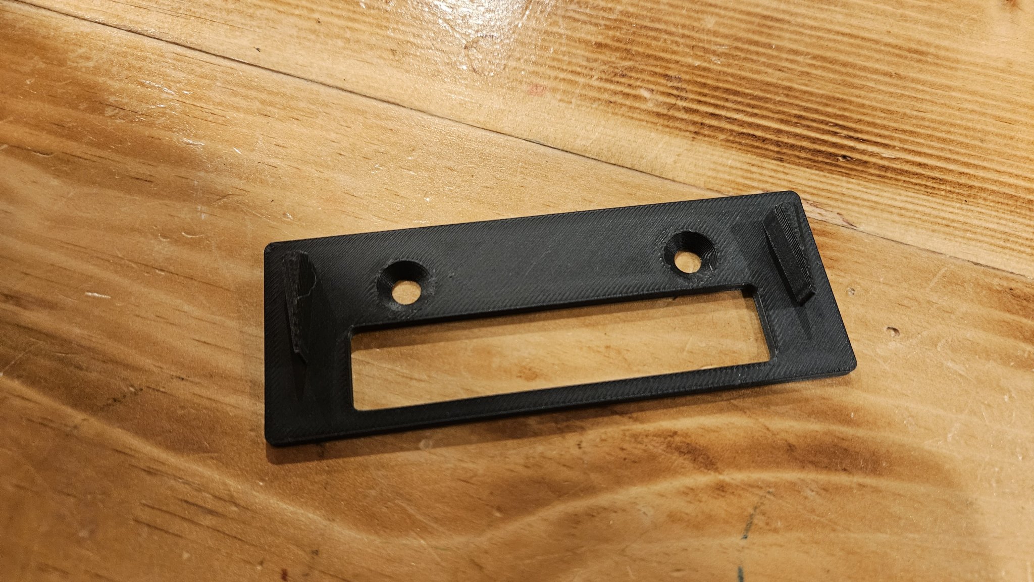 Giá đỡ treo tường tối giản cho Watara Supervision